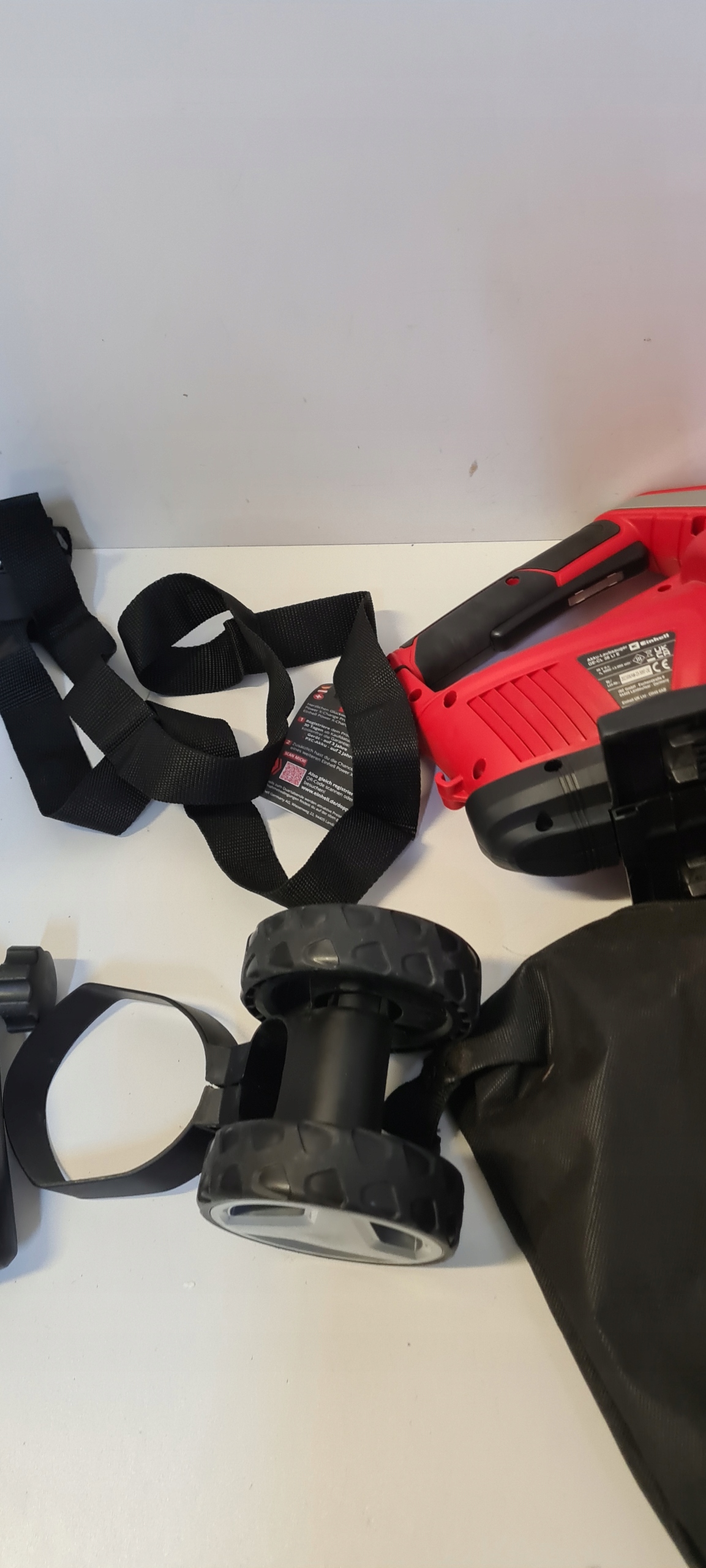 Dmuchawa akumulatorowa Einhell GE-CL 36 Li E-Solo 45 litrów Waga produktu z opakowaniem jednostkowym 4.15 kg