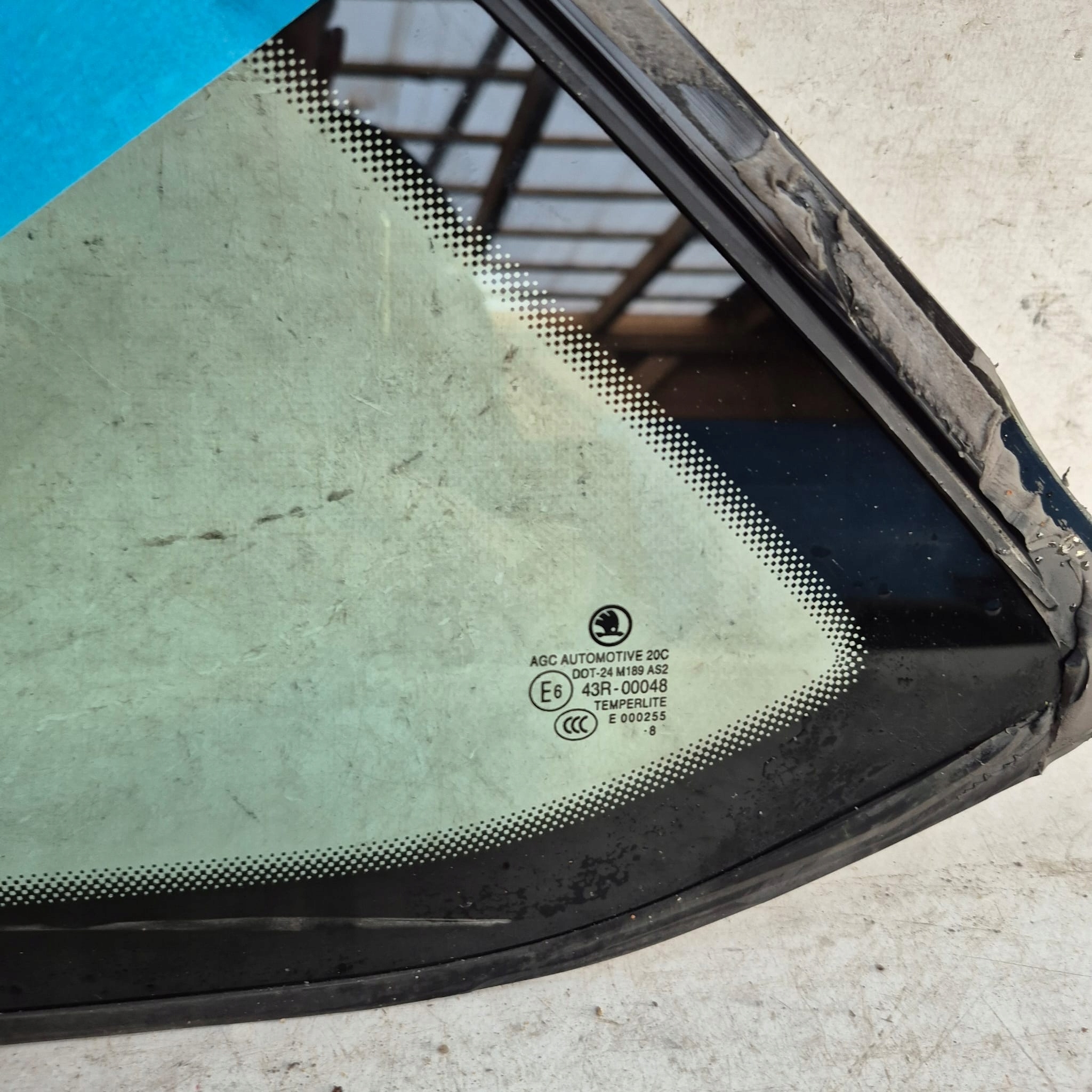 SKODA OCTAVIA III 3 KOMBI 13-20 window bodywork left rear part