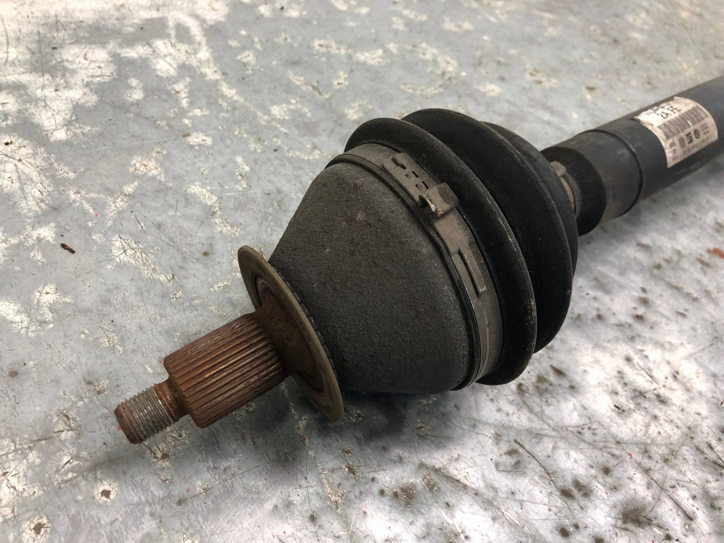 semi-axis right SKODA RAPID 6C0407272AF