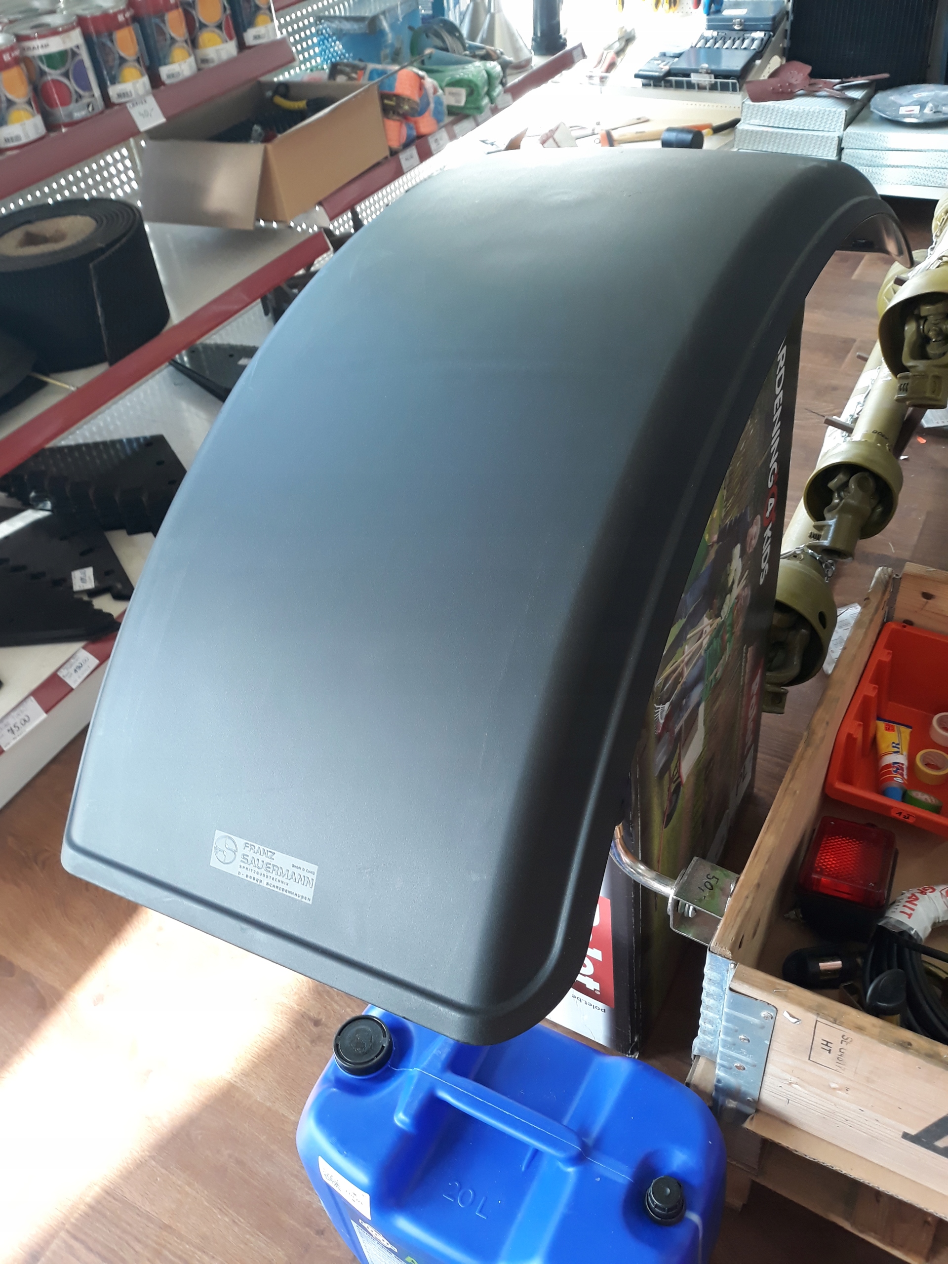 Błotnik NADKOLE FENDT CASE DEUTZ JOHN DEERE 37cm