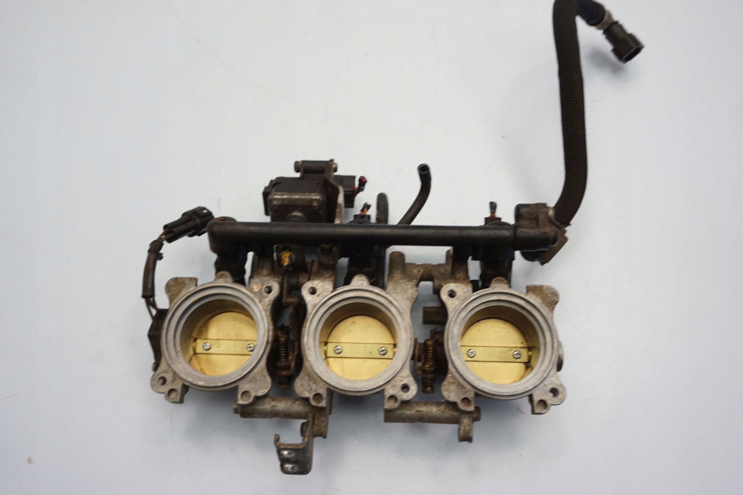 3401426903536768 - TRIUMPH STREET TRIPLE 675 07-12 ДРОСЕЛІ