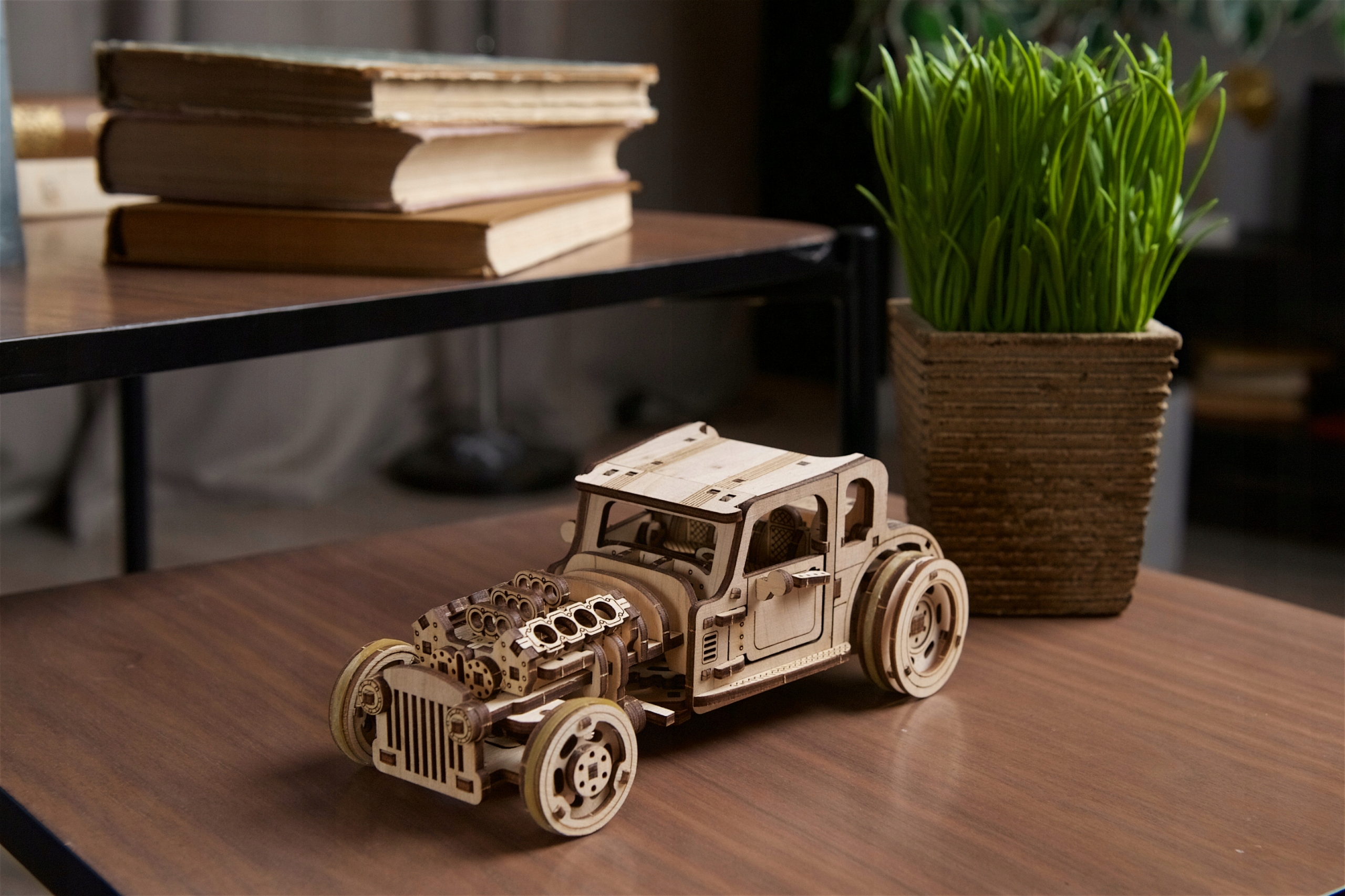 AUTO SAMOCHÓD Hot Rod Furious Mouse UGEARS DREWNIANY MODEL MECHANICZNY 3D Marka Ugears