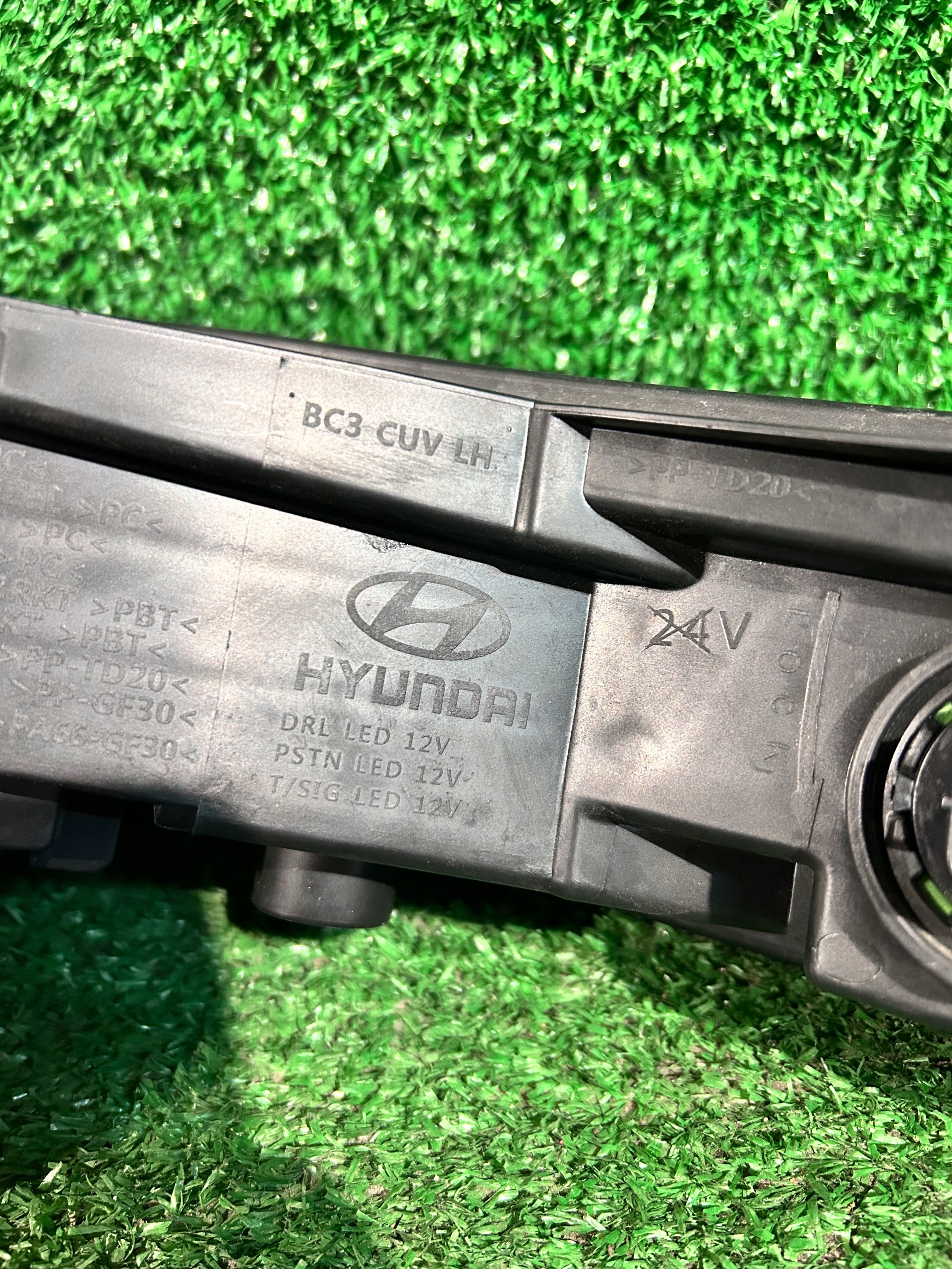fog light left DRL LED HYUNDAI BAYON 3 PIN without indicators