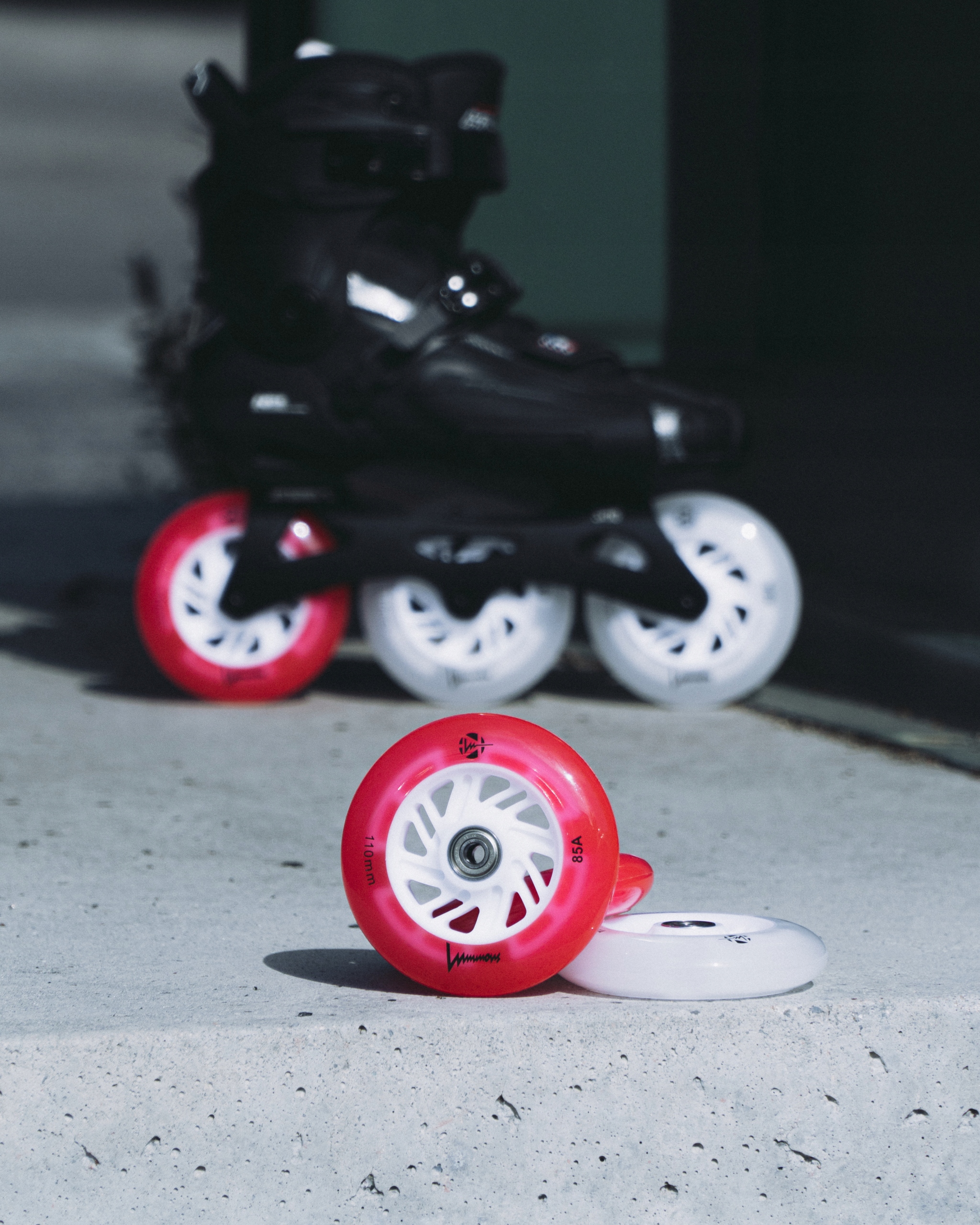 KOŁA ŚWIECĄCE DO ROLEK LUMINOUS RED / RED 100MM Kod producenta LUWL-LU100-RD-RD