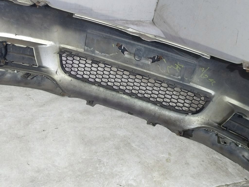 Toyota Corolla Verso II 2 nárazník predok predný