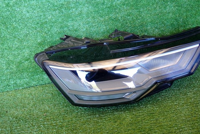 AUDI A6 C8 FULL LED 18- reflektor right light right