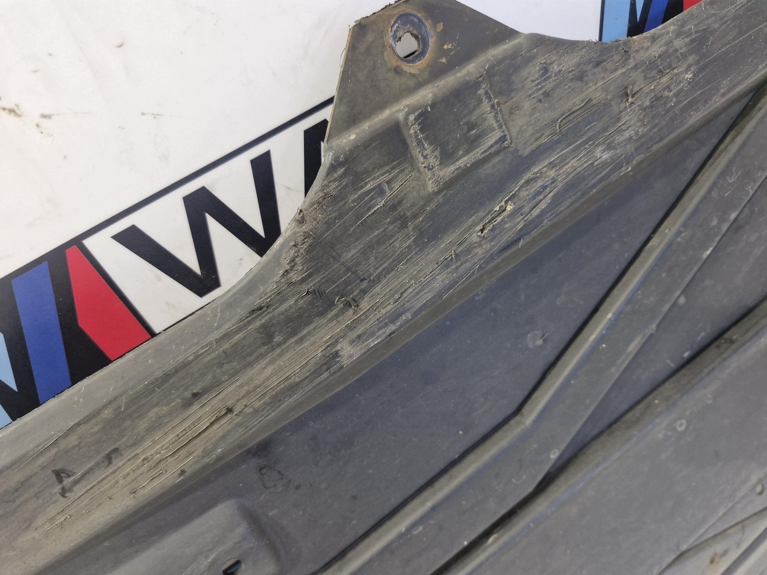 8176757 BMW E39 blende abdeckung abdeckung unterfahrschutz untere links