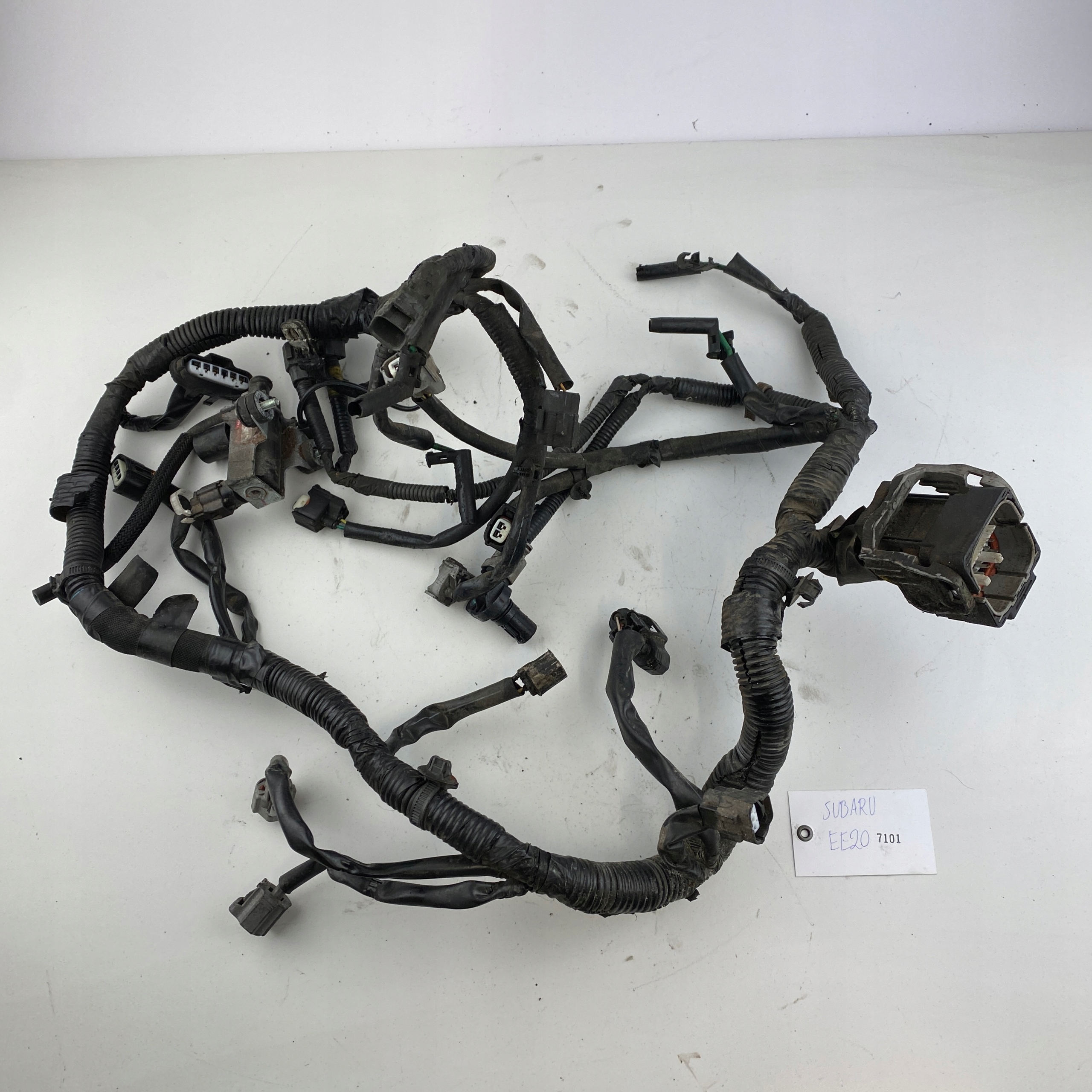 ПРОВОДКА PRZEWODOW ДВИГАТЕЛЯ SUBARU