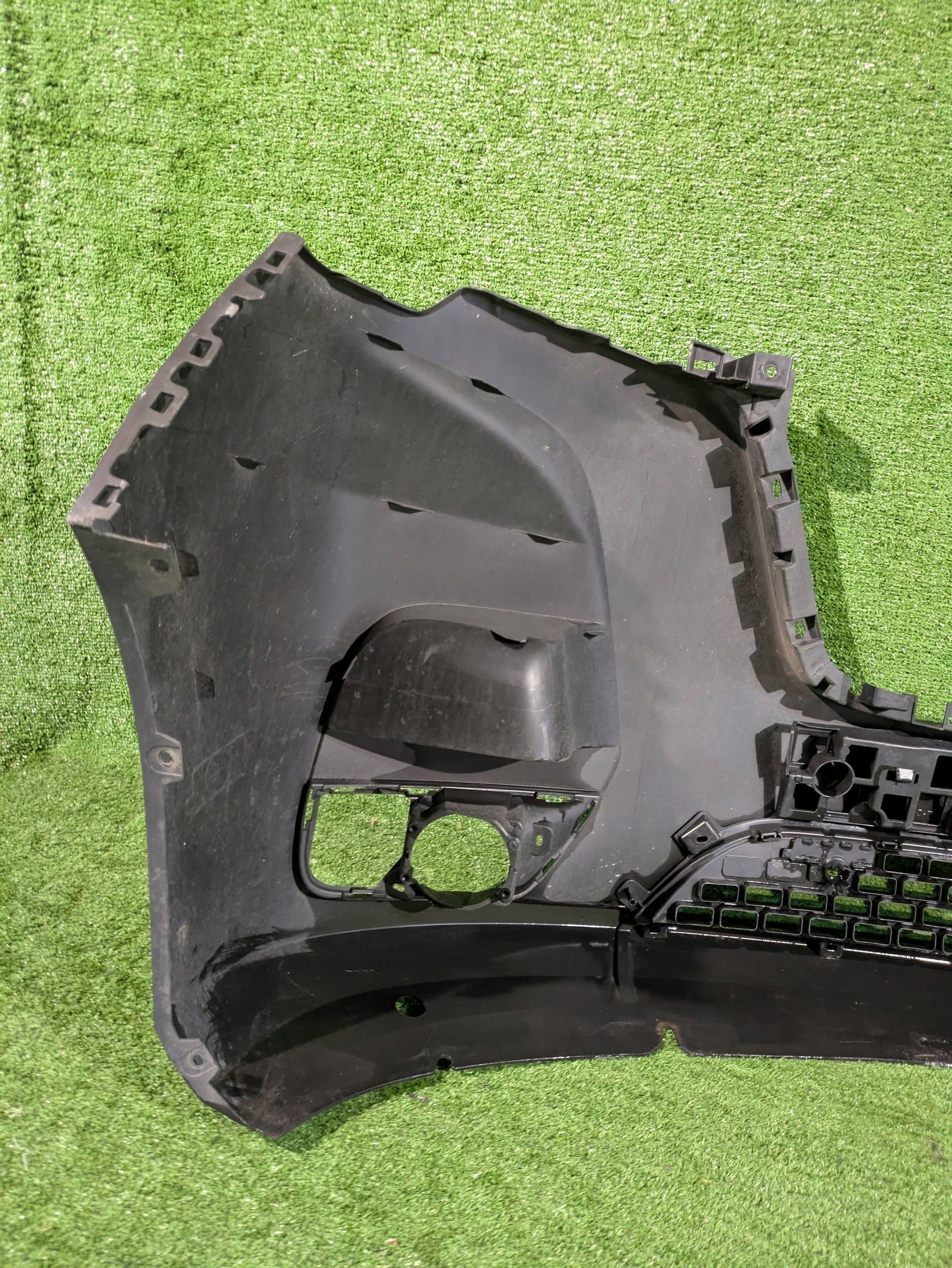 front bumper front RENAULT MASTER IV 19- NR.4843