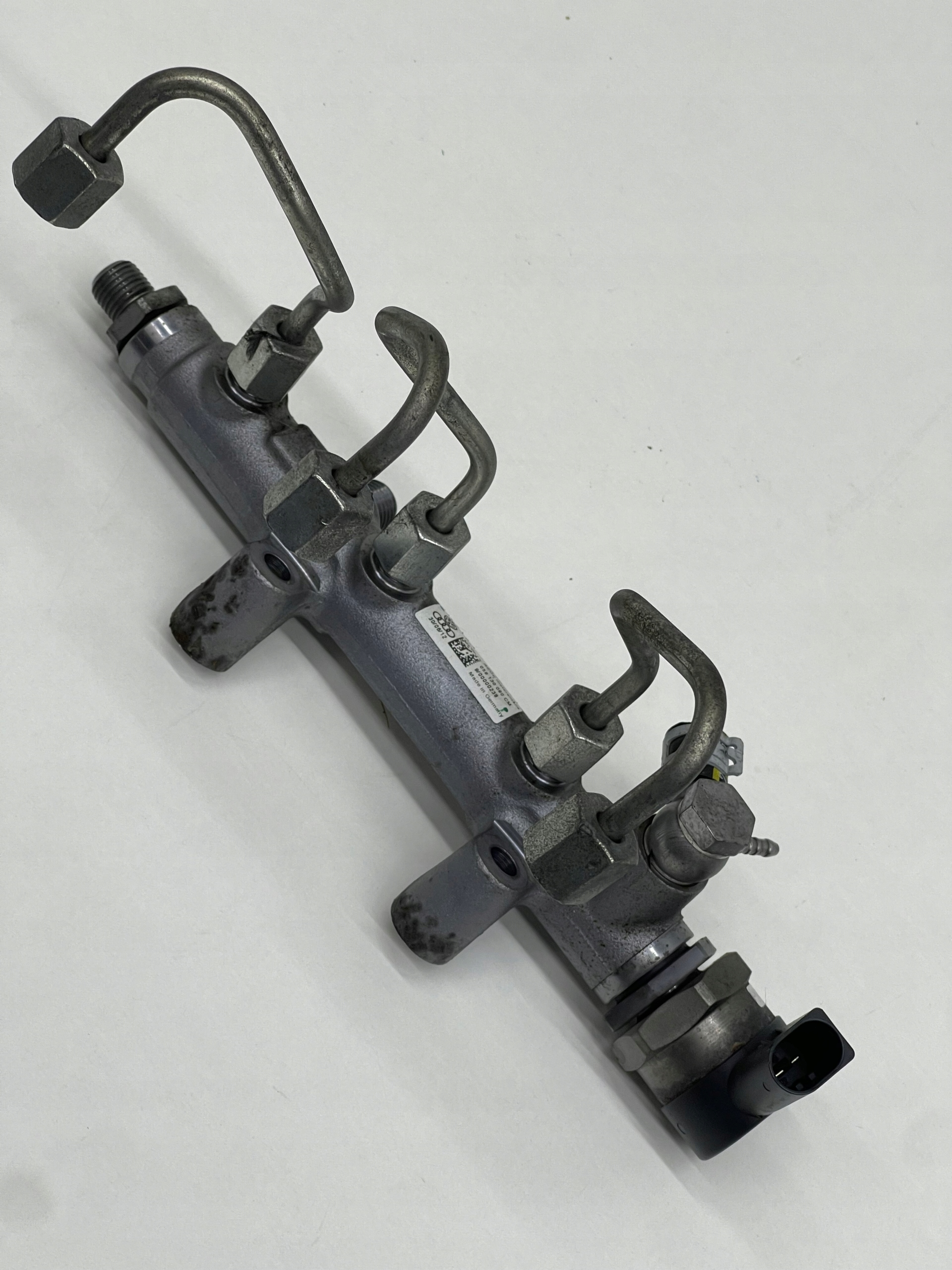 AUDI A4 A5 A7 A6 C7 3.0 TDI Rampe injection Carburant + Capteur