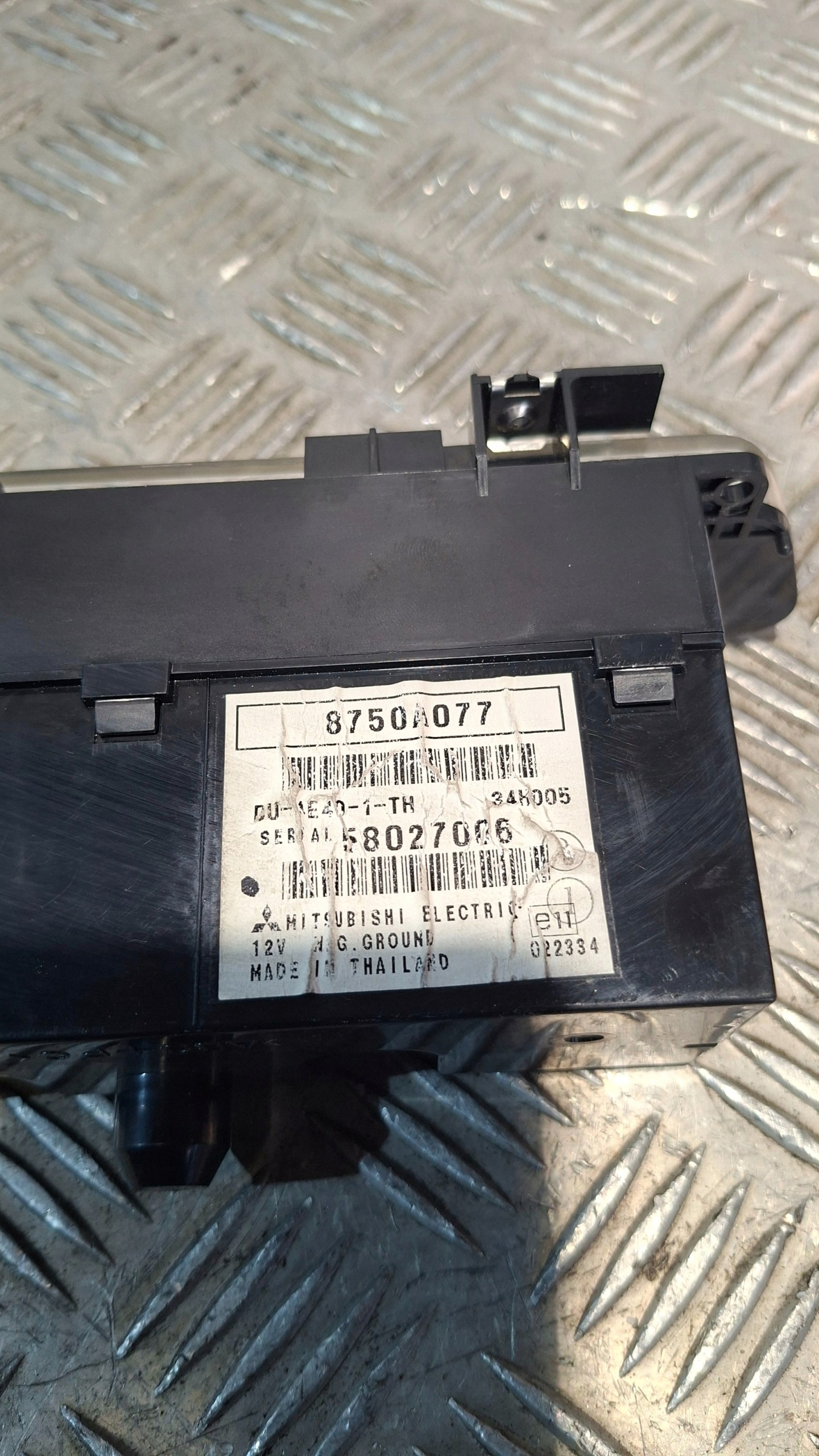 switch windows right front MITSUBISHI COLT VI