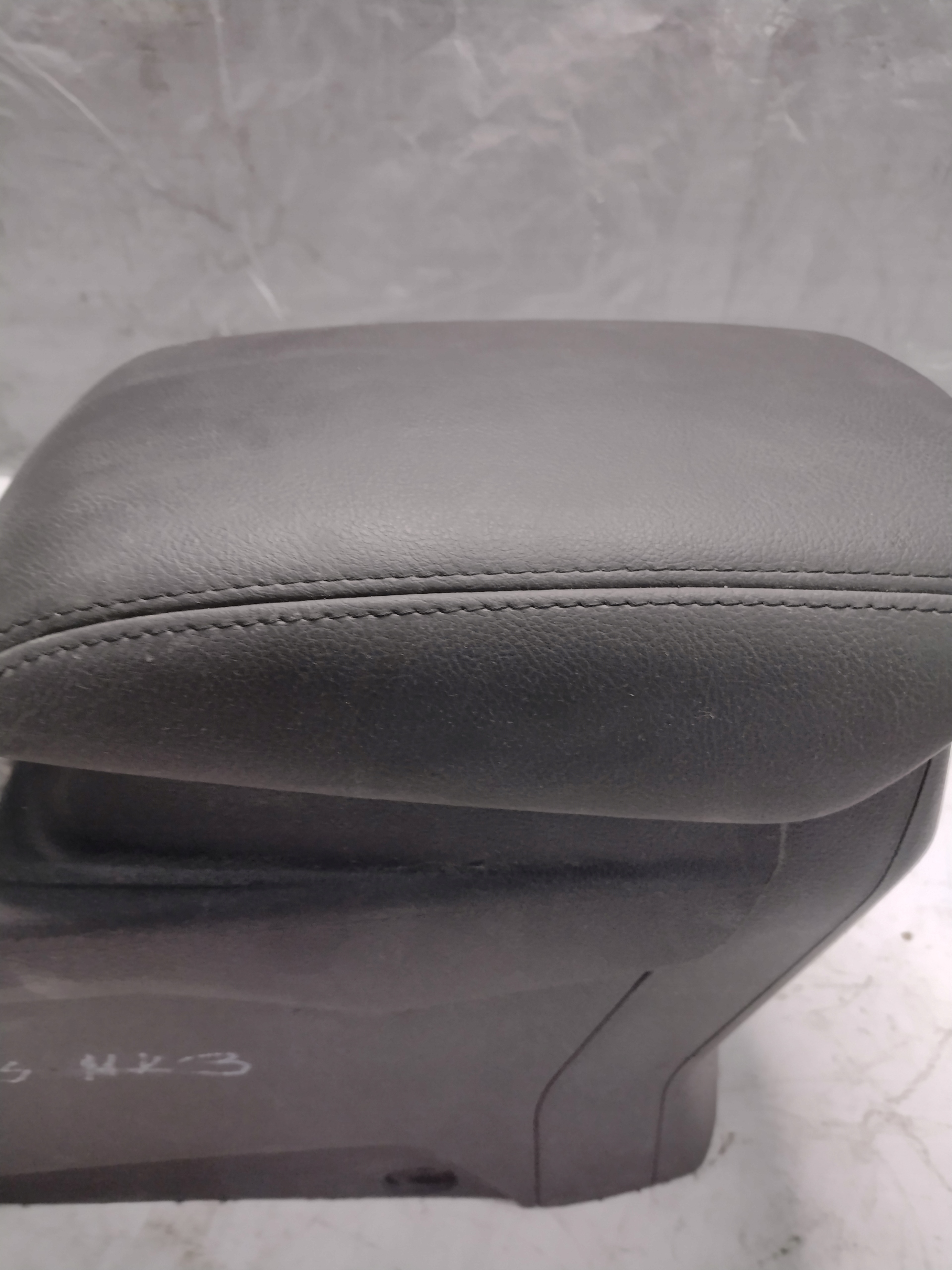 Tunel mitte Ford Focus MK3 III OE SD-0526-1024368-01