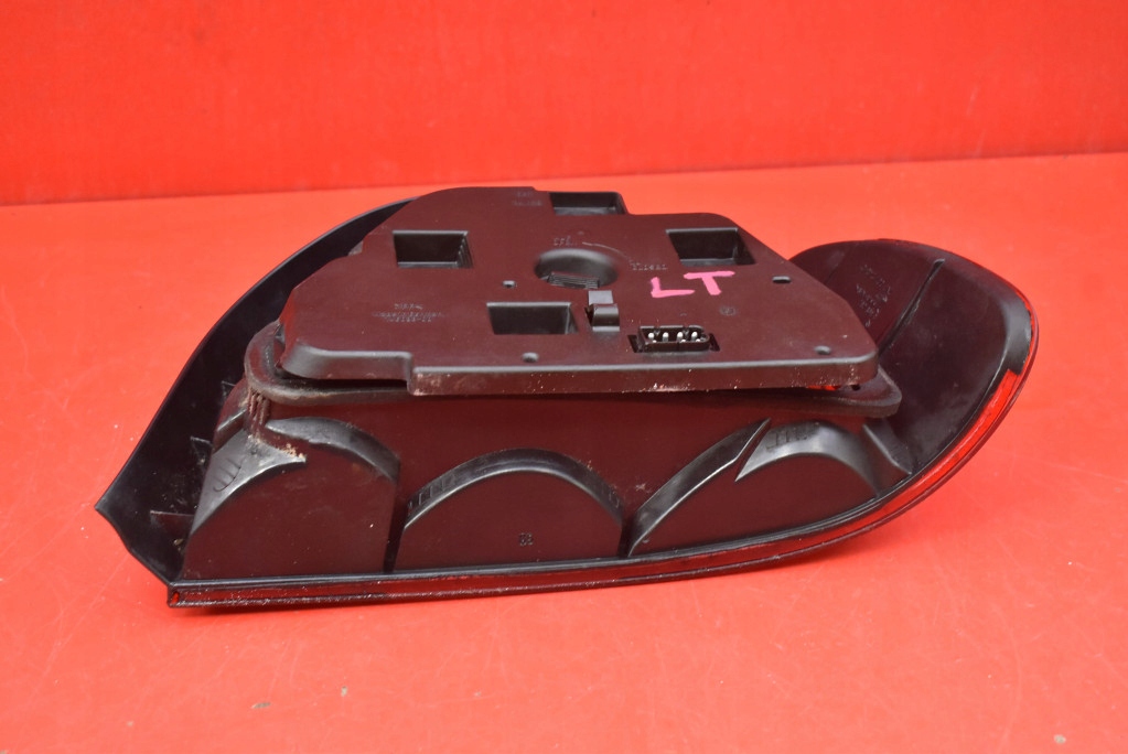 light left rear part rear 8358031 BMW E39 sedan 95-00