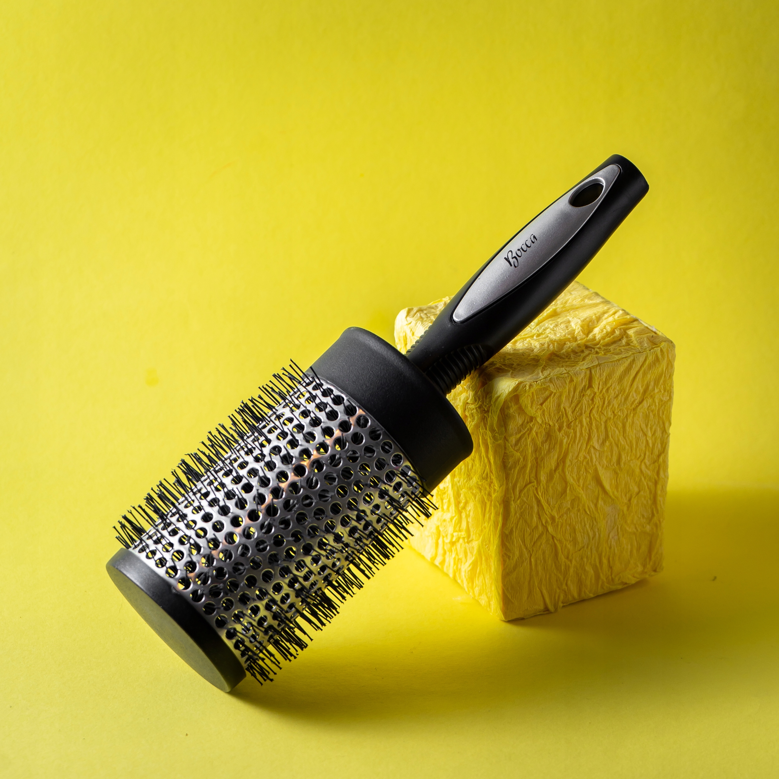 ZESTAW 13 szt GRZEBIEŃ W ETUI SZCZOTKA DO UKŁADANIA MODELOWANIA WŁOSÓW Kolor dominujący czerń