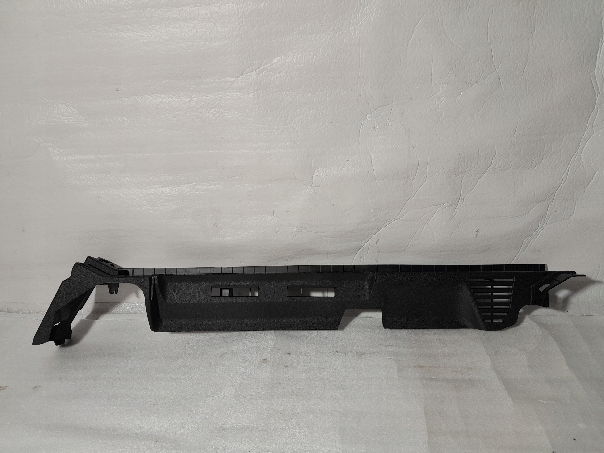 AUDI Q8 4M Blende Abdeckung TUNELU SRODKOWEGO 4M8863528A