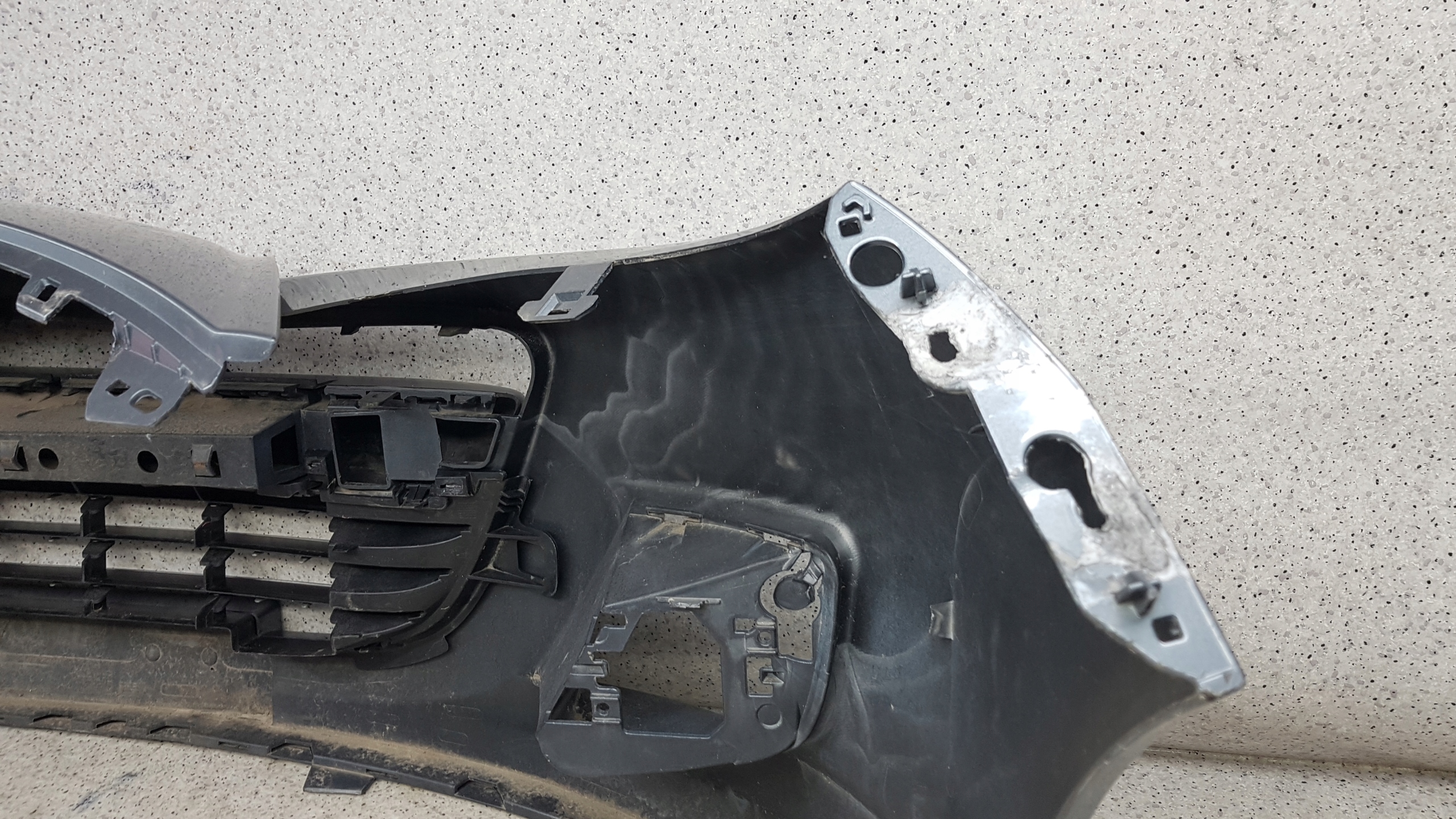 PEUGEOT 207 LIFT 2009 - bumper front 8950