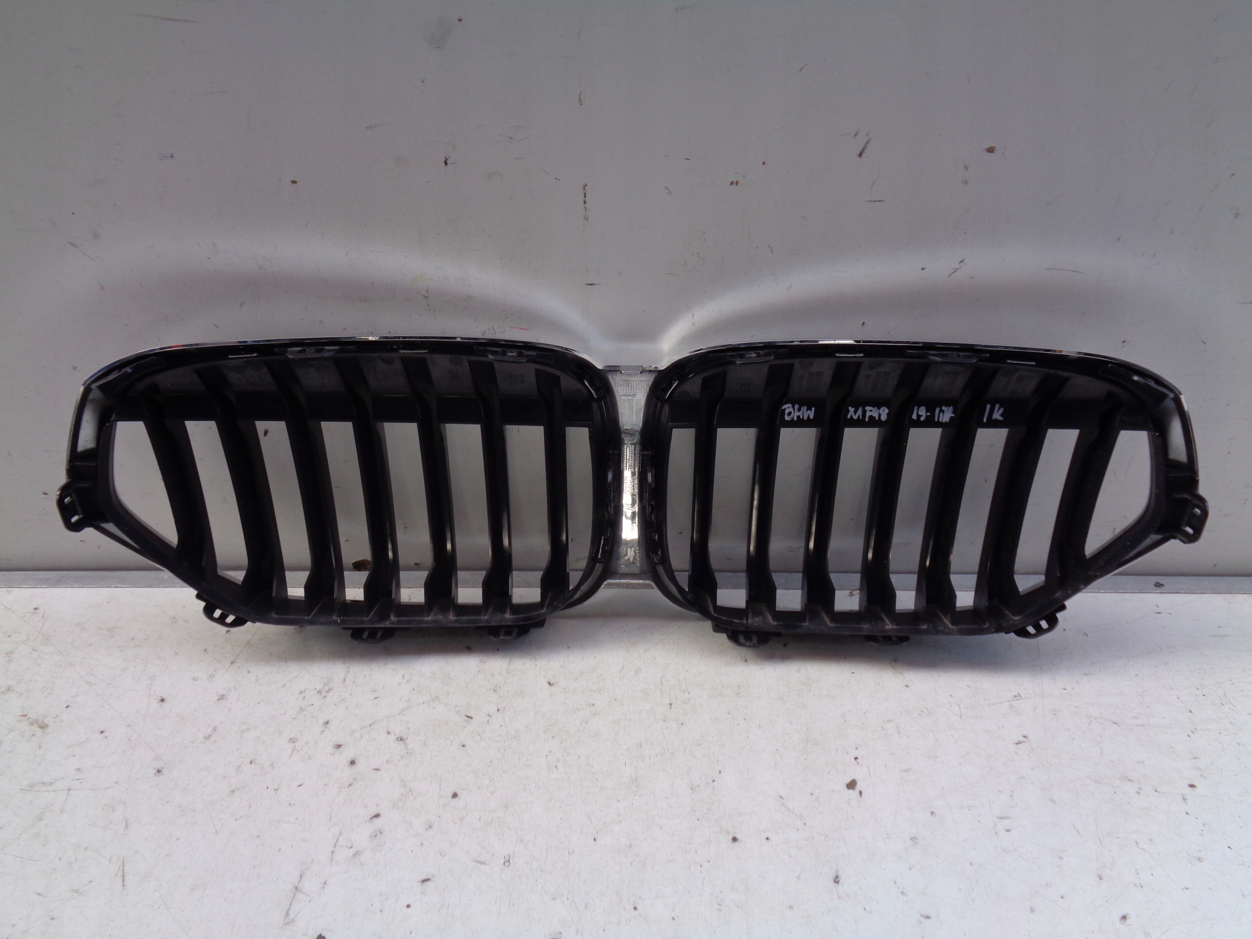 Grille BMW X1 F48 19- LIFT