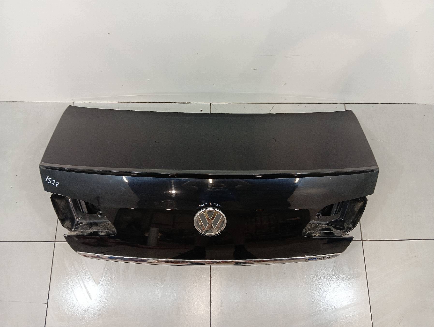 boot door sedan black VW Volkswagen Passat VII (2010-2014) B7