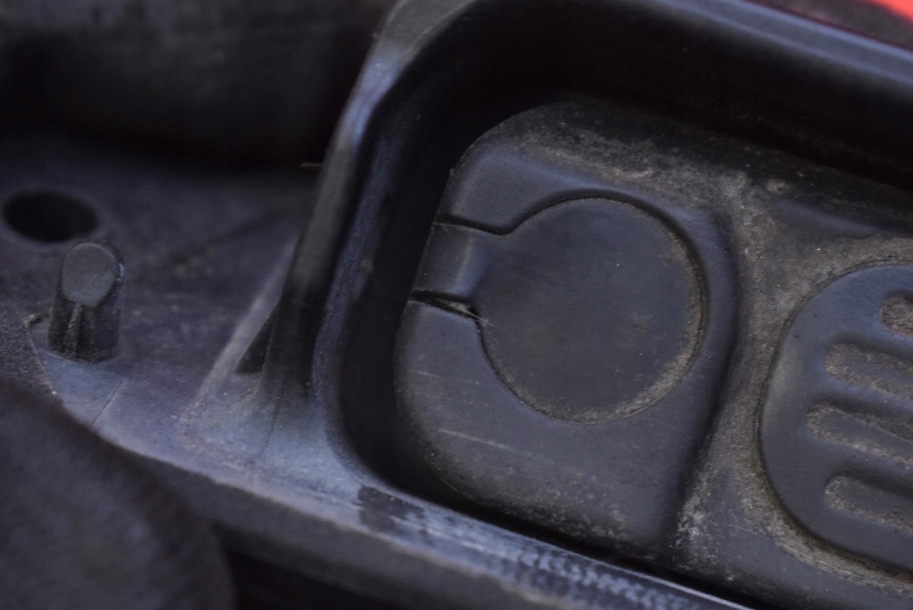 handle button bonnet rear part PEUGEOT 4008 1 and 12-17