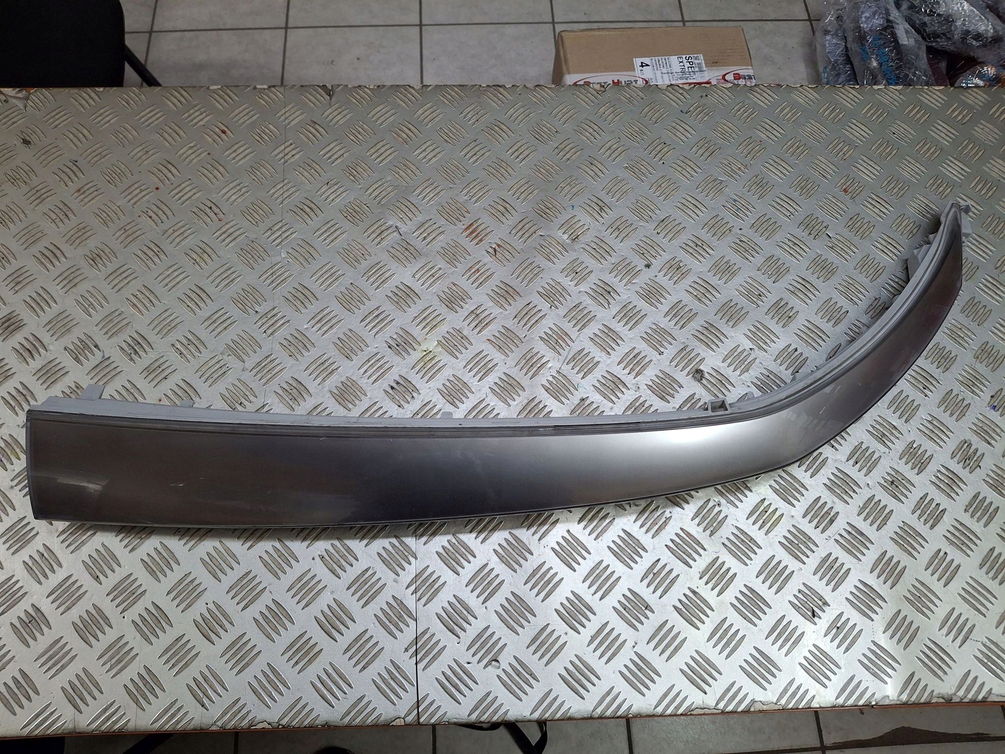 light left front LED moulding HYUNDAI IONIQ 5 2021R->