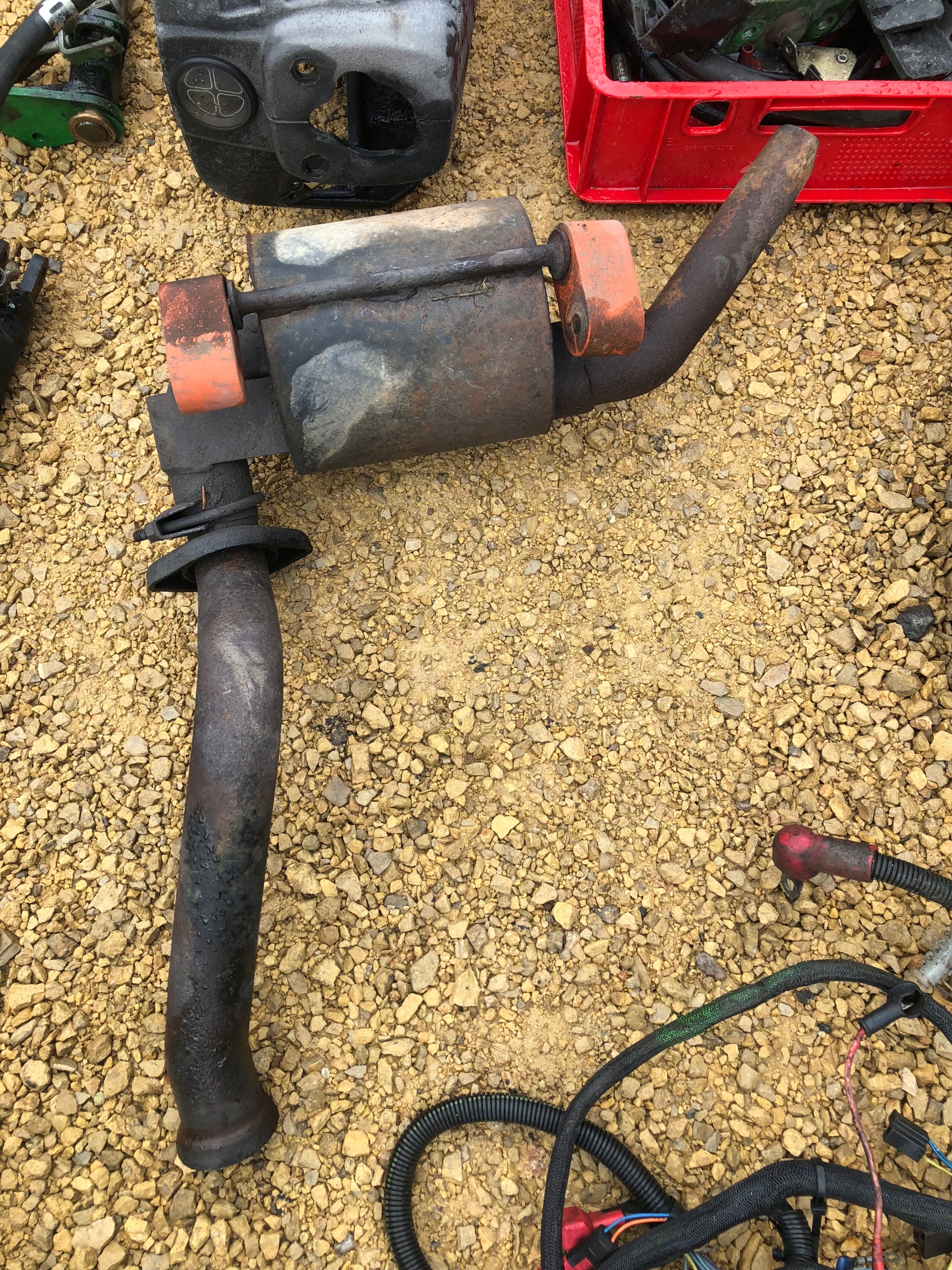 Tłumik John Deere 1445 Typ głowica