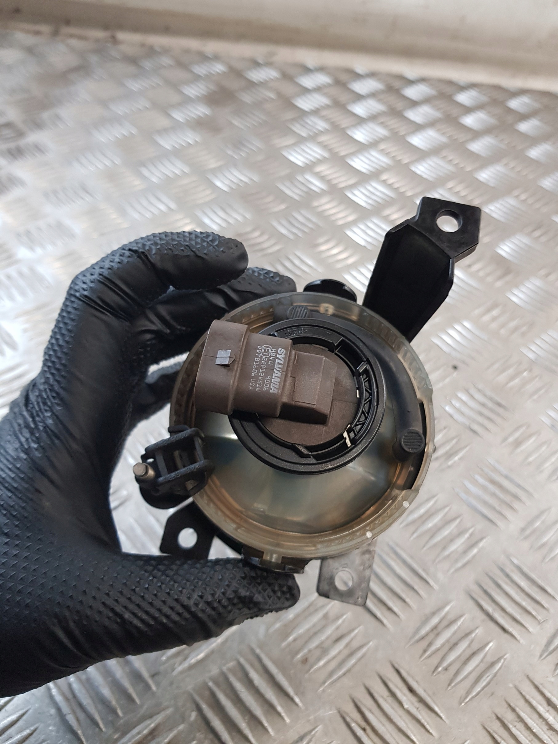 fog light left front 27128700 VW EOS 06R- EUROPA