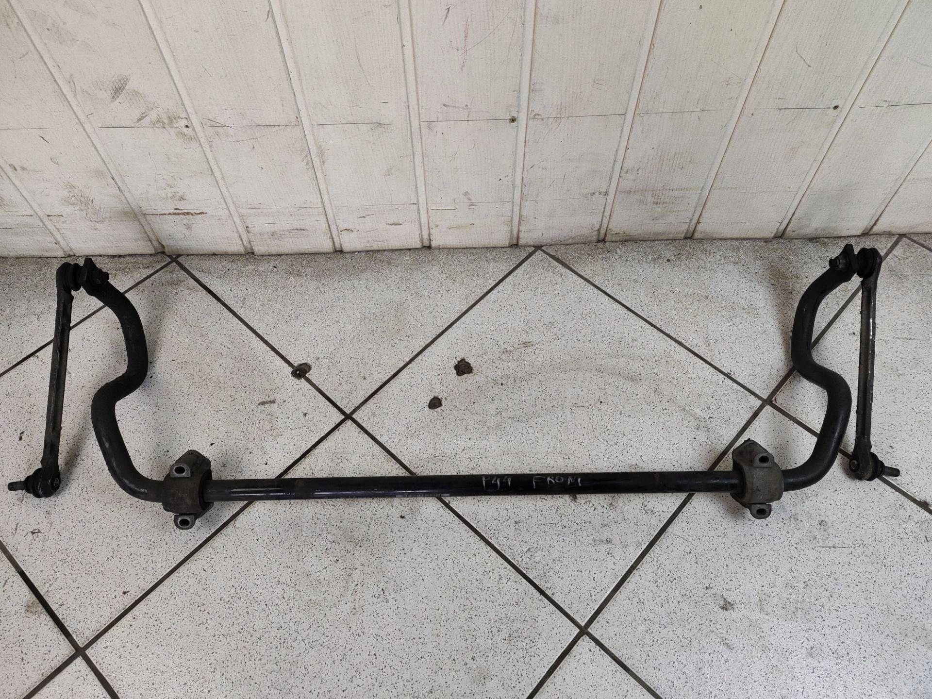 stabilizer rod front Mercedes-Benz E w212 W212 2011