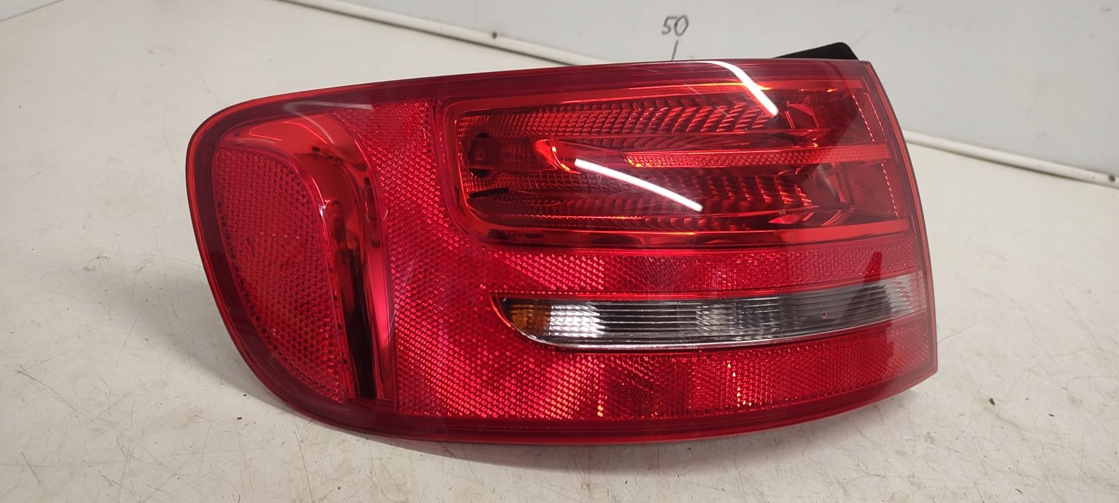 light rear part rear left Audi A4 B8