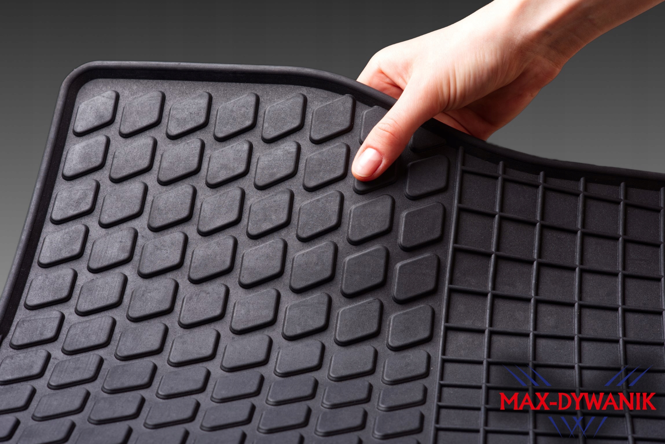 Toyota Rav4 V 2019- Dywaniki z osłoną Waga produktu z opakowaniem jednostkowym 6.9 kg