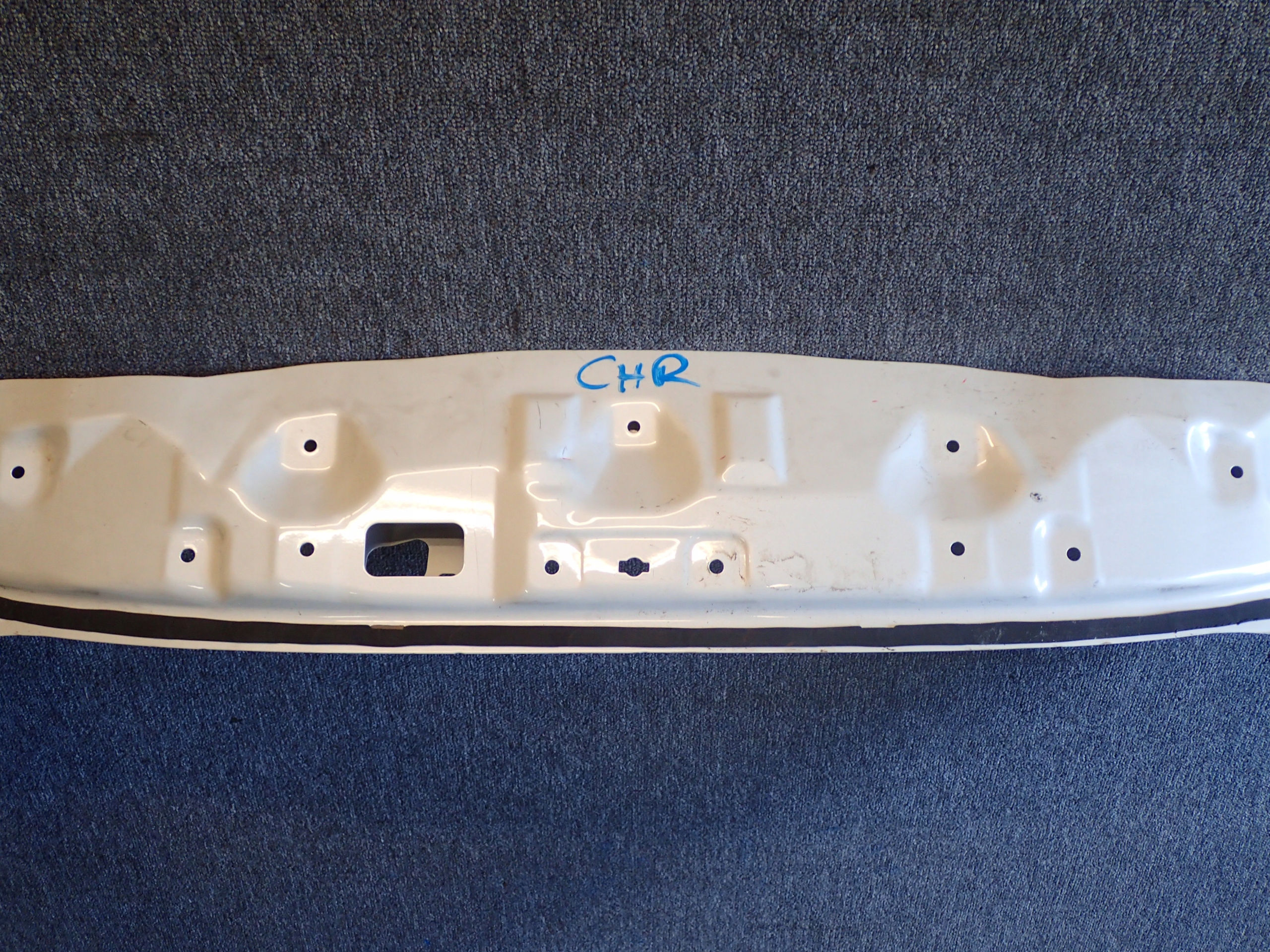 KLAPA TYŁ TOYOTA CHR CH R Producent części Toyota OE