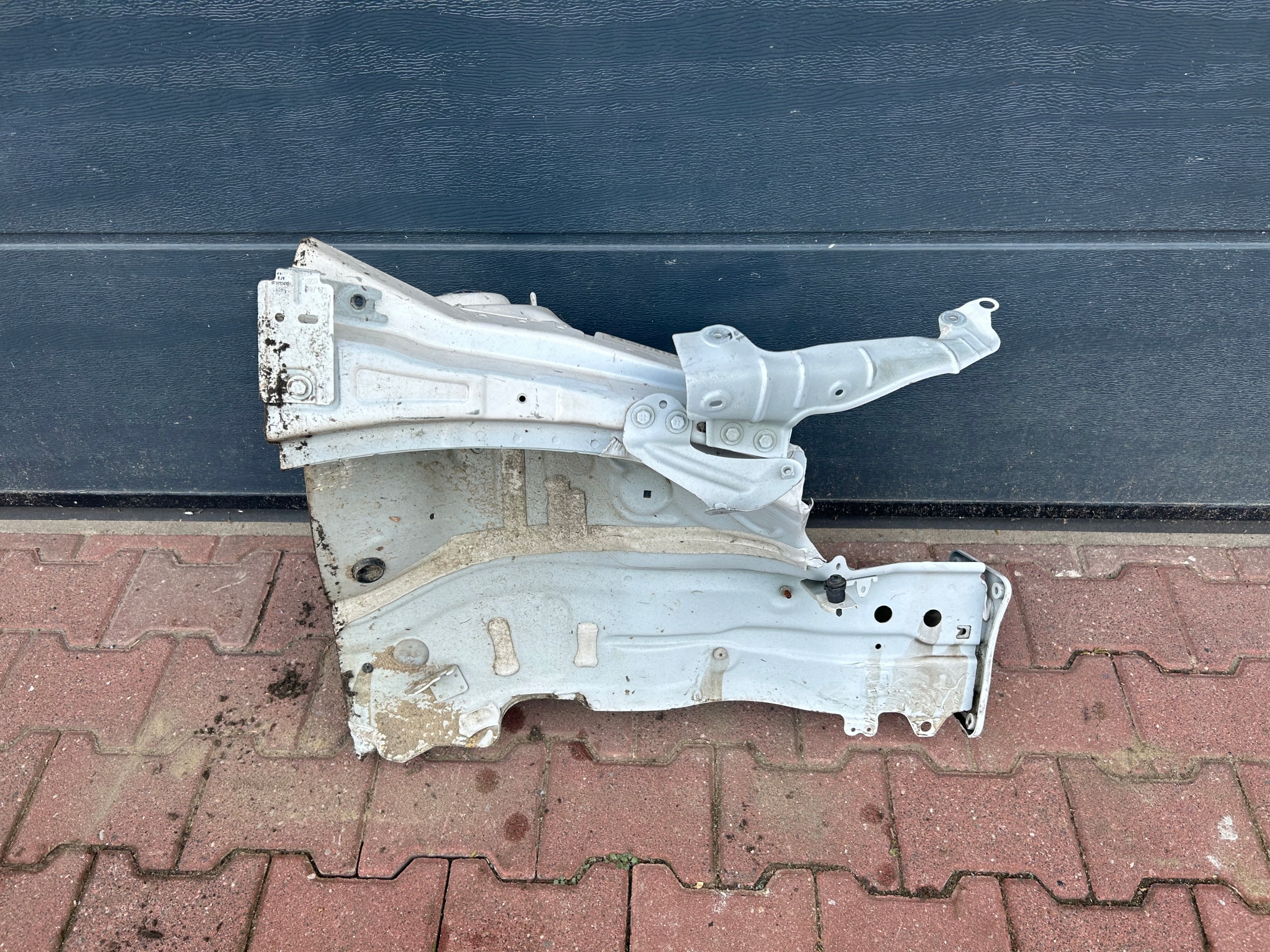 SEAT ИБИЦАf KJ 17-20r ЧЕТВЕРТЬ ПЕРЕД ПРАВА