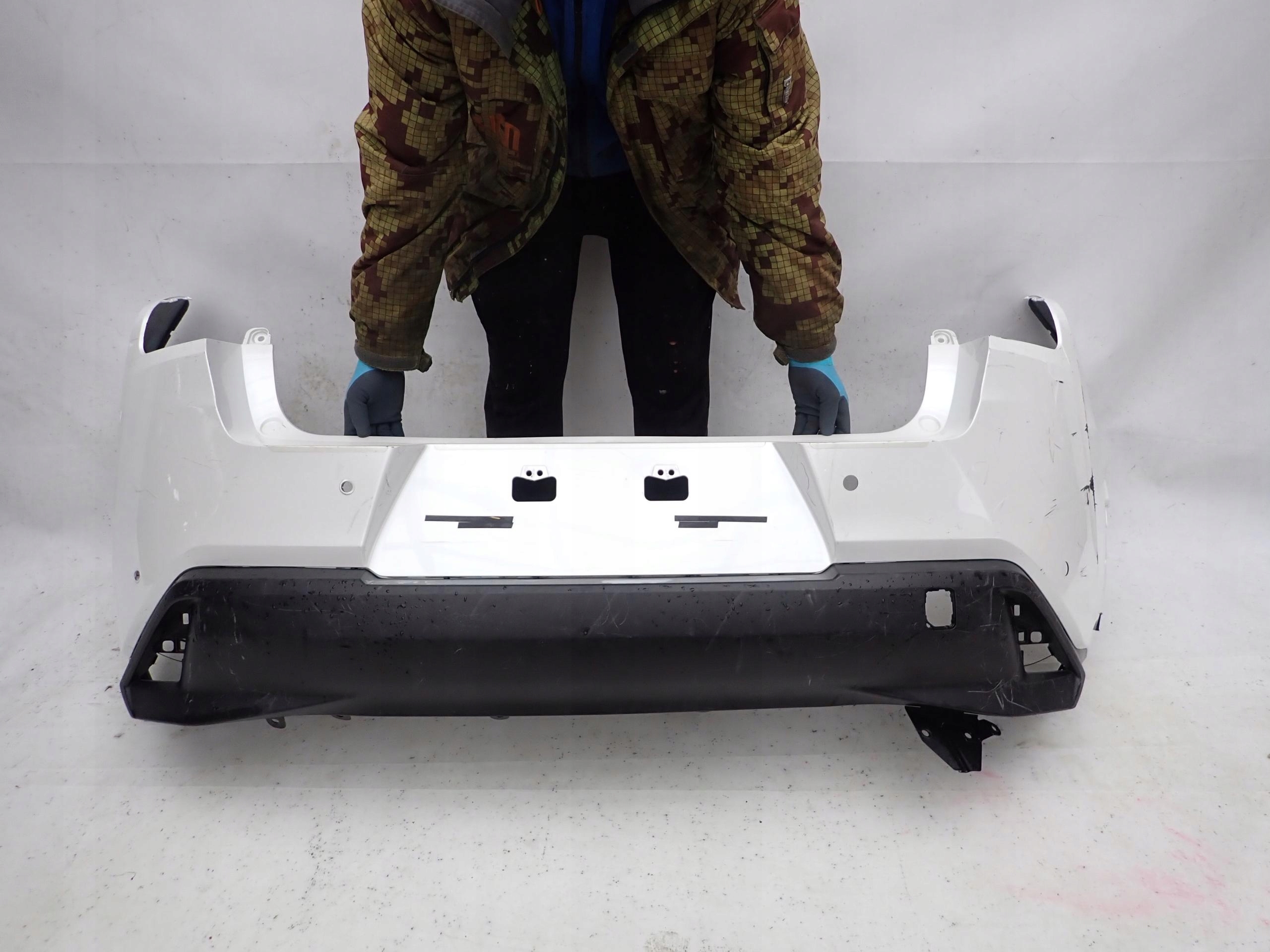 LEXUS UX 18-> bumper rear part rear PDC