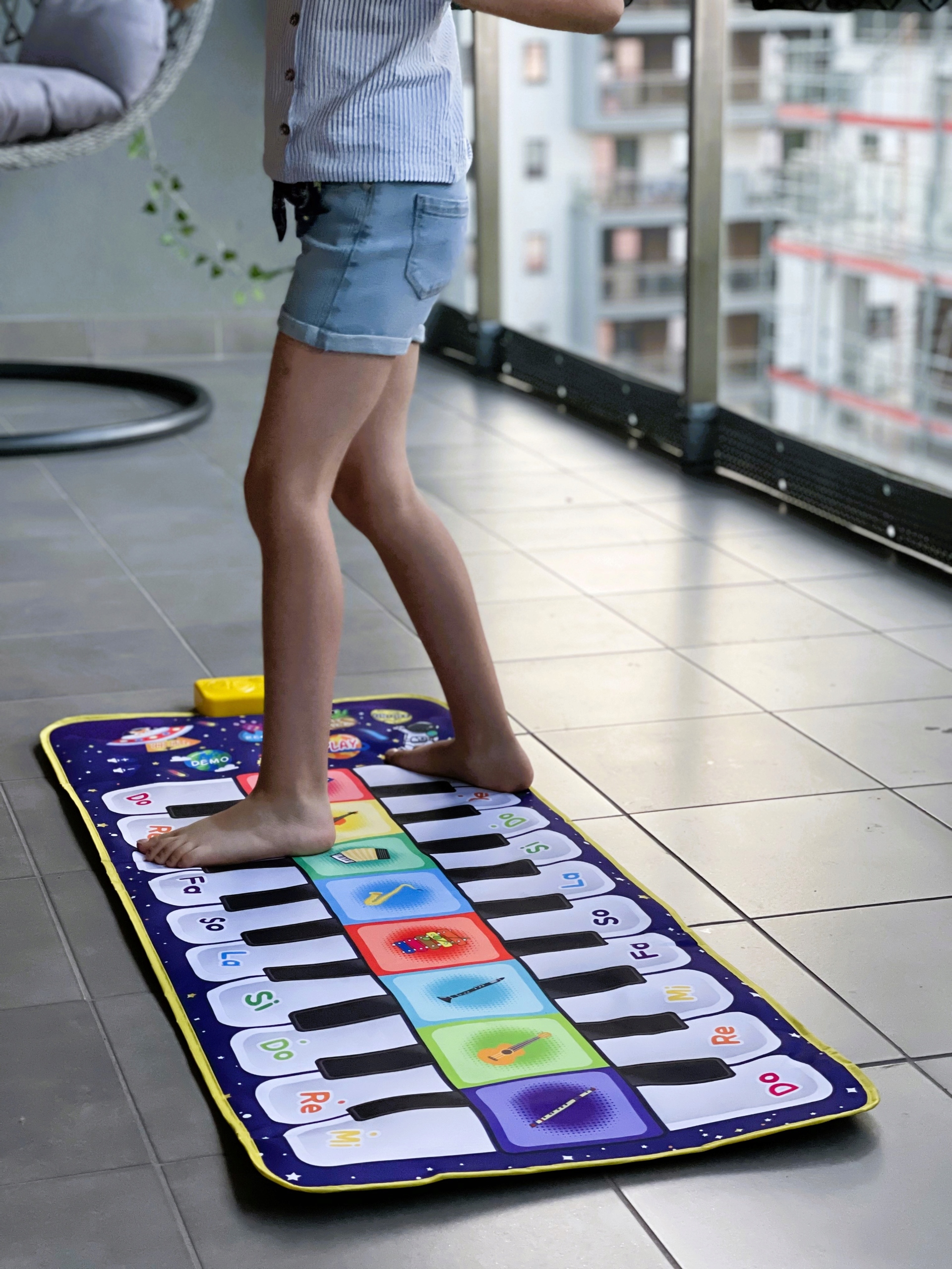 MATA MUZYCZNA INTERAKTYWNA DO TAŃCZENIA PIANINKO GRA TANECZNA ZRĘCZNOŚCIOWA Stan opakowania oryginalne