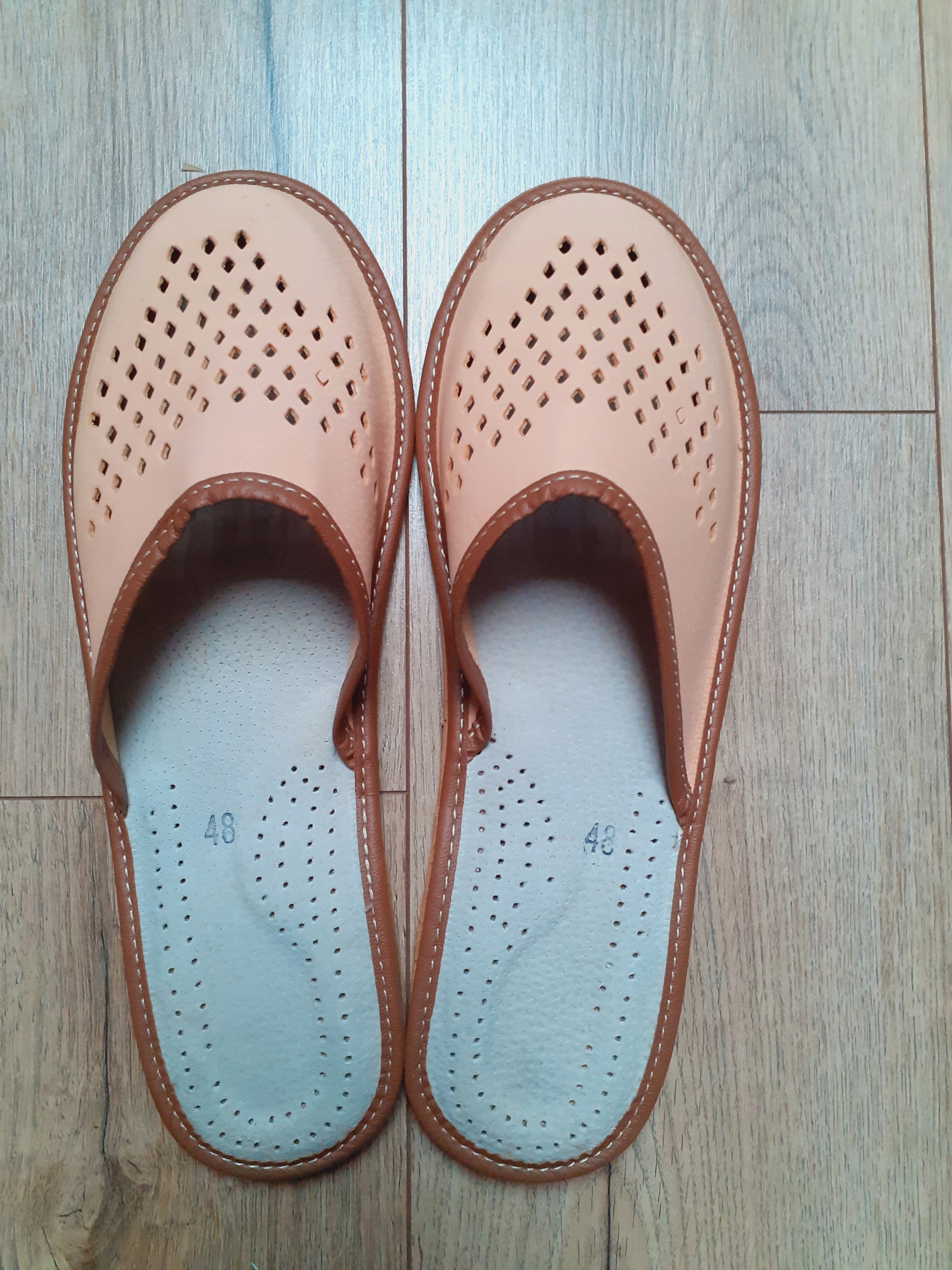 

Pantofle Góralskie Skórzane Kapcie 48 Duży Rozmiar