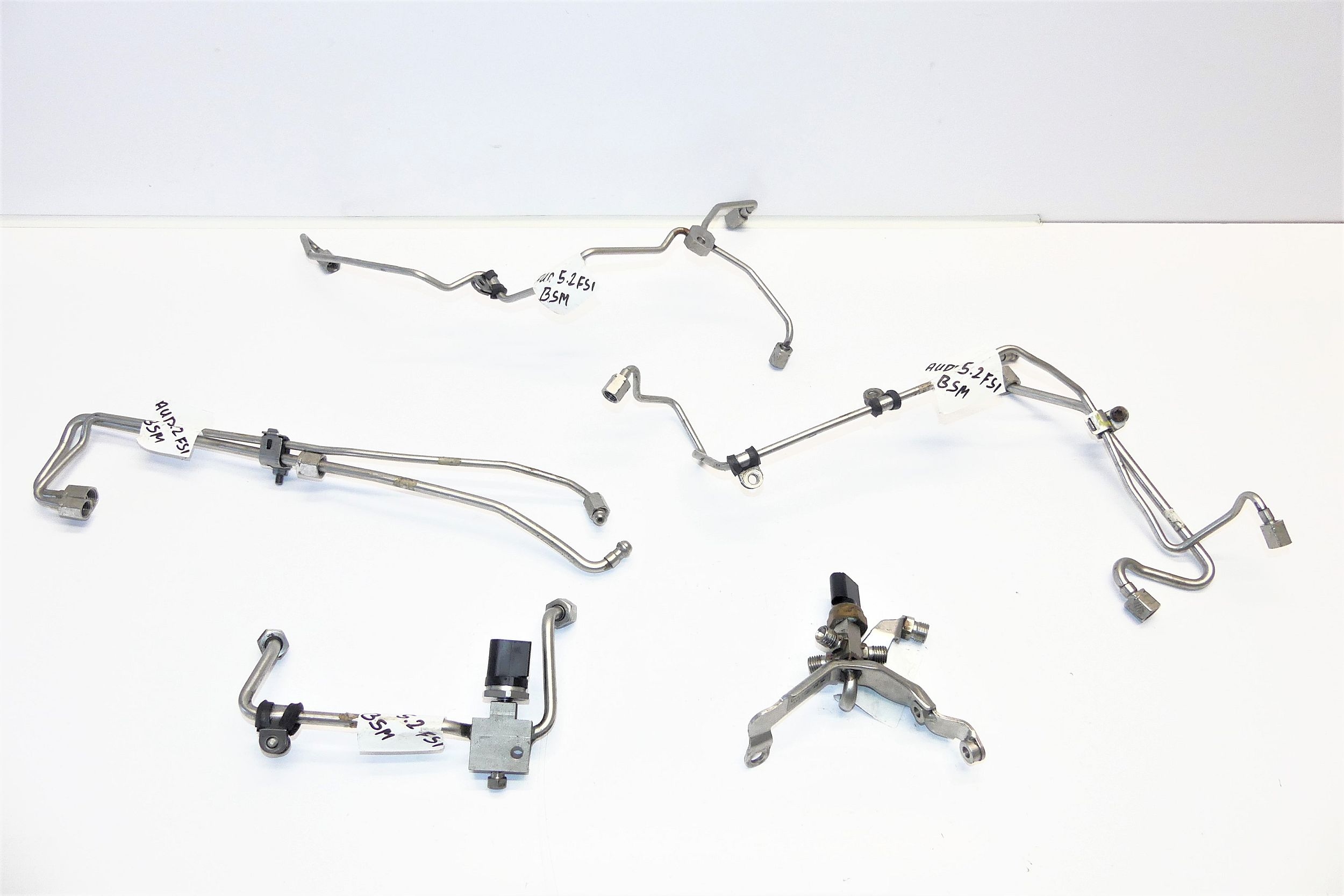 07L127503H 06E906051K - AUDI A8 D3 5.2 FSI V10 BSM паливні трубки