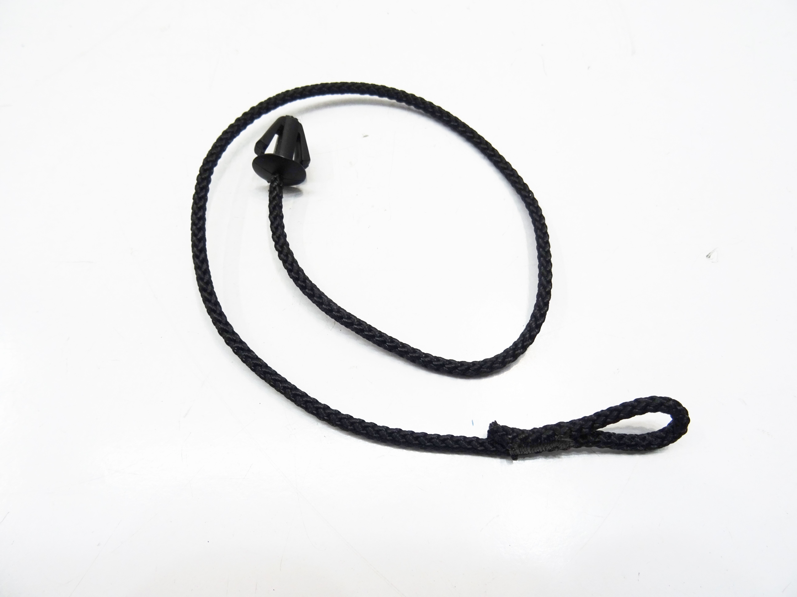 ШНУРОК ПОЛКИ БАГАЖНИКА TOYOTA AYGO И 2005-2014
