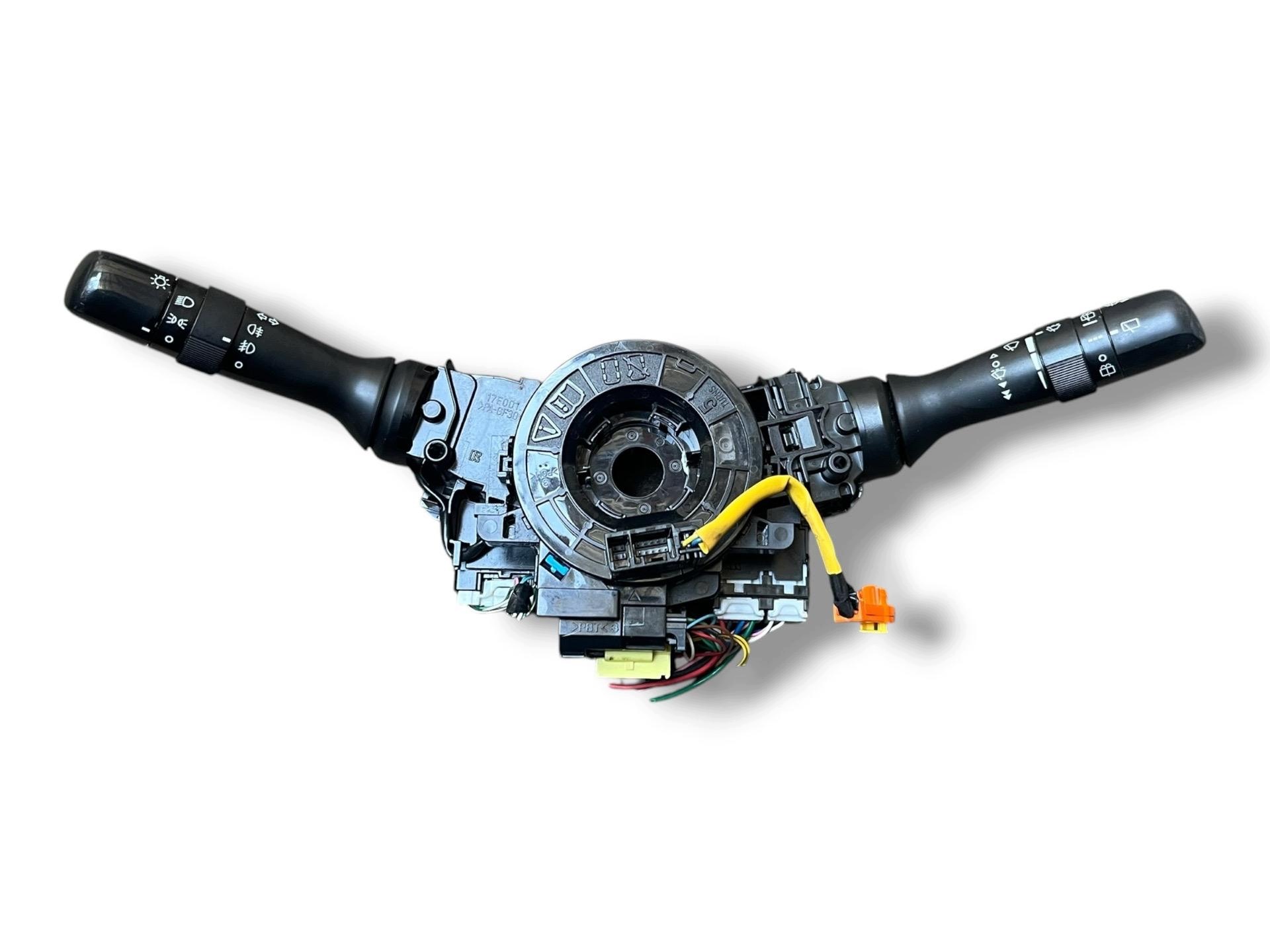 commande levier commodo sous volant Toyota Auris 1 E150 2009 84140-02291