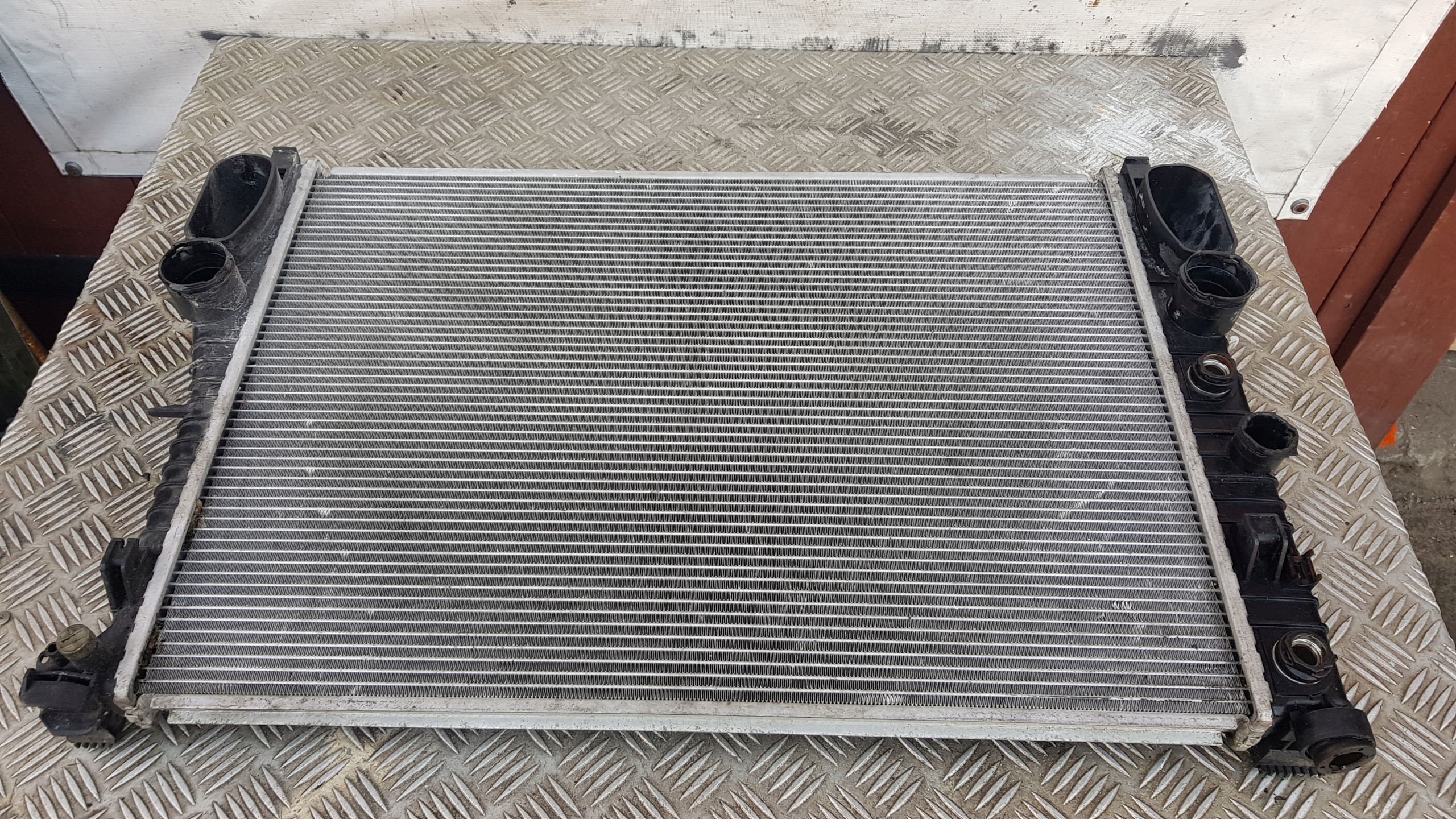 MERCEDES W220 water cooler 3.2 CDI VALEO