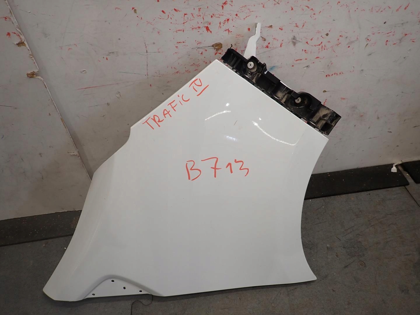 fender front front right RENAULT TRAFIC IV 2022