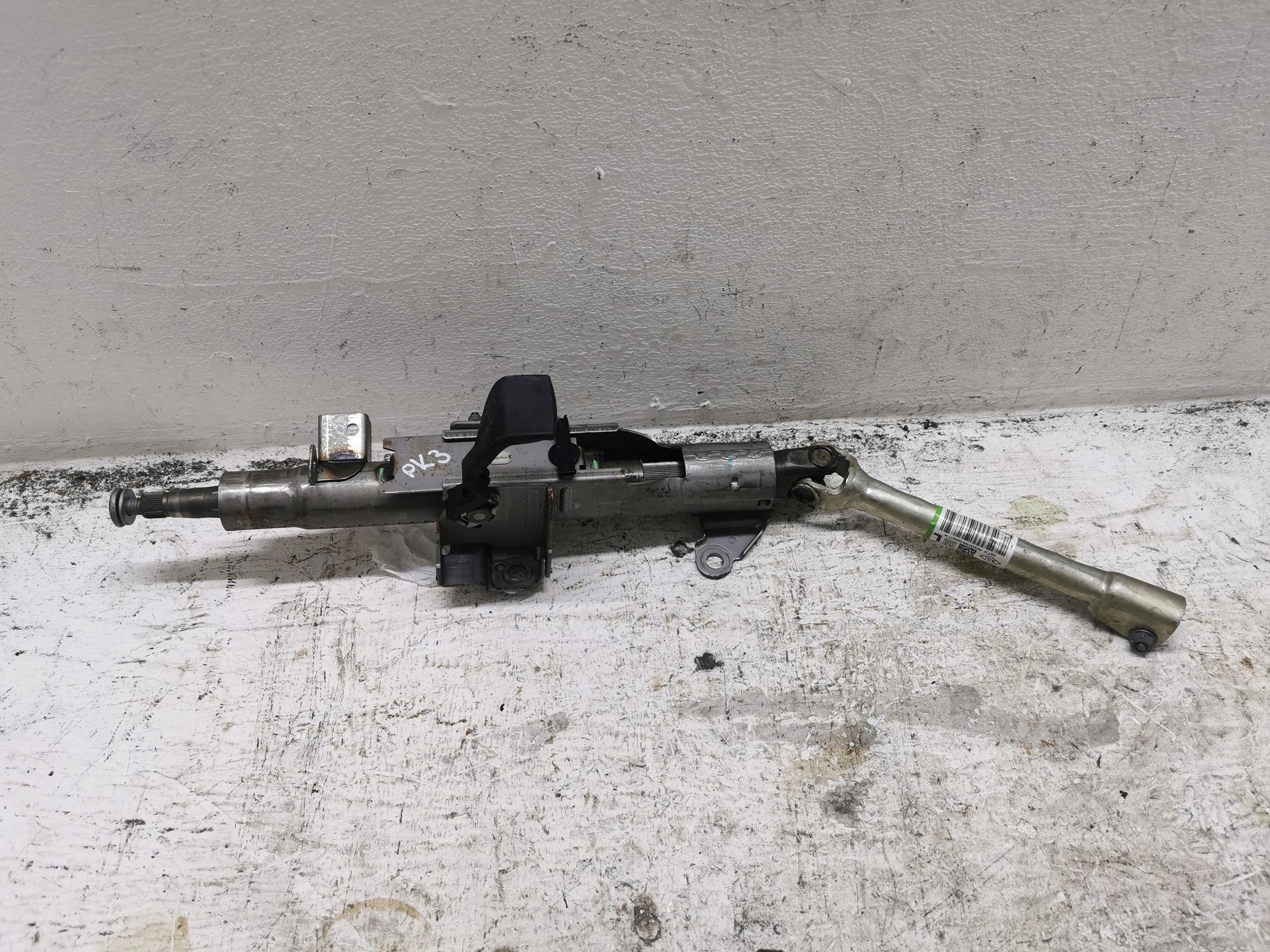 steering wheel rod RENAULT TRAFIC III 488109689R