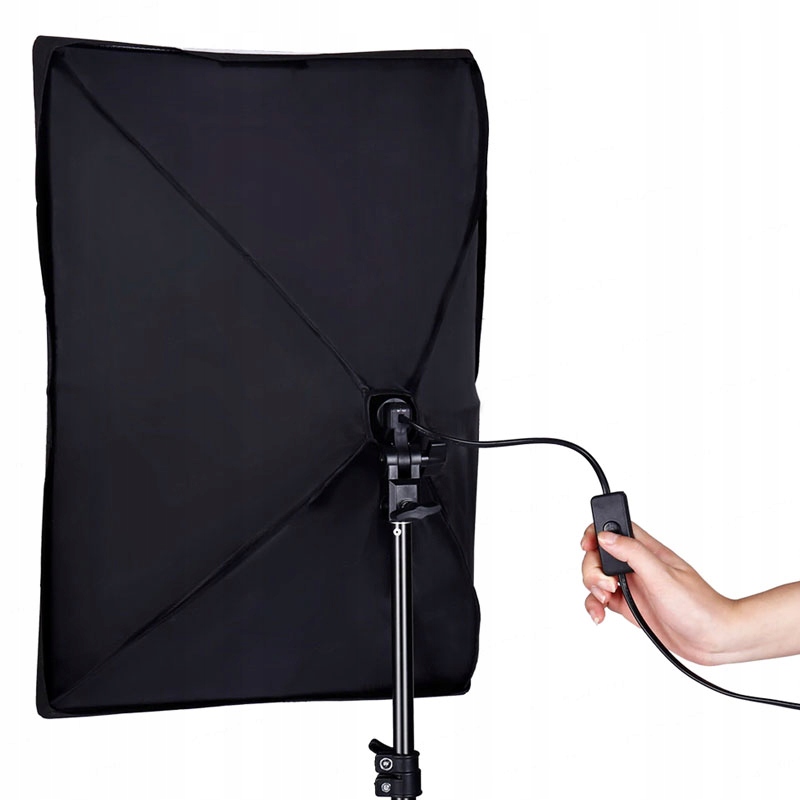 ZESTAW ŚWIATŁO CIĄGŁE + SOFTBOX 50x70 600W statyw Liczba źródeł światła 1