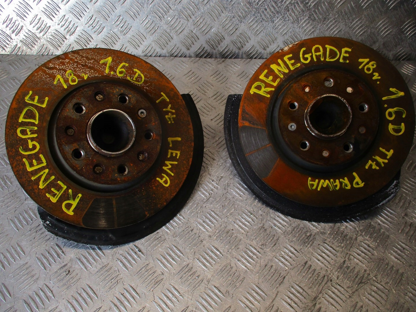 swing JEEP RENEGADE 1,6D 18R rear part left