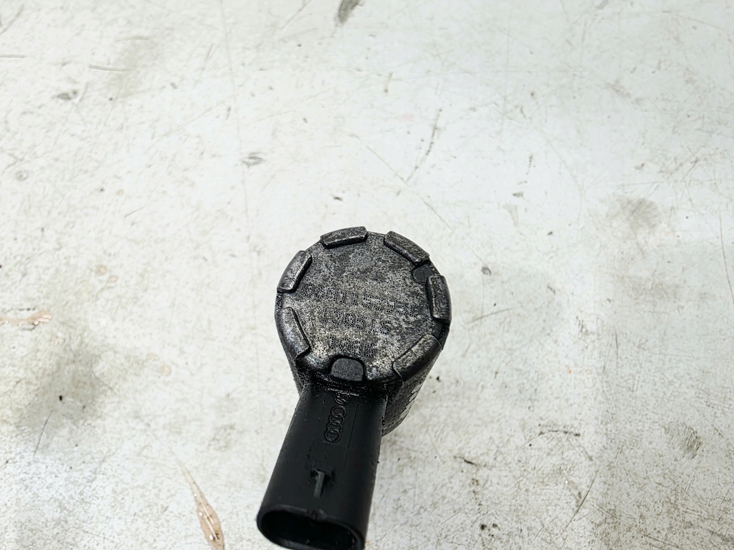 Sensor Druck oil Sensor AUDI A6 C7 A7 Q7 4M 3.0 TDI 06M115393D