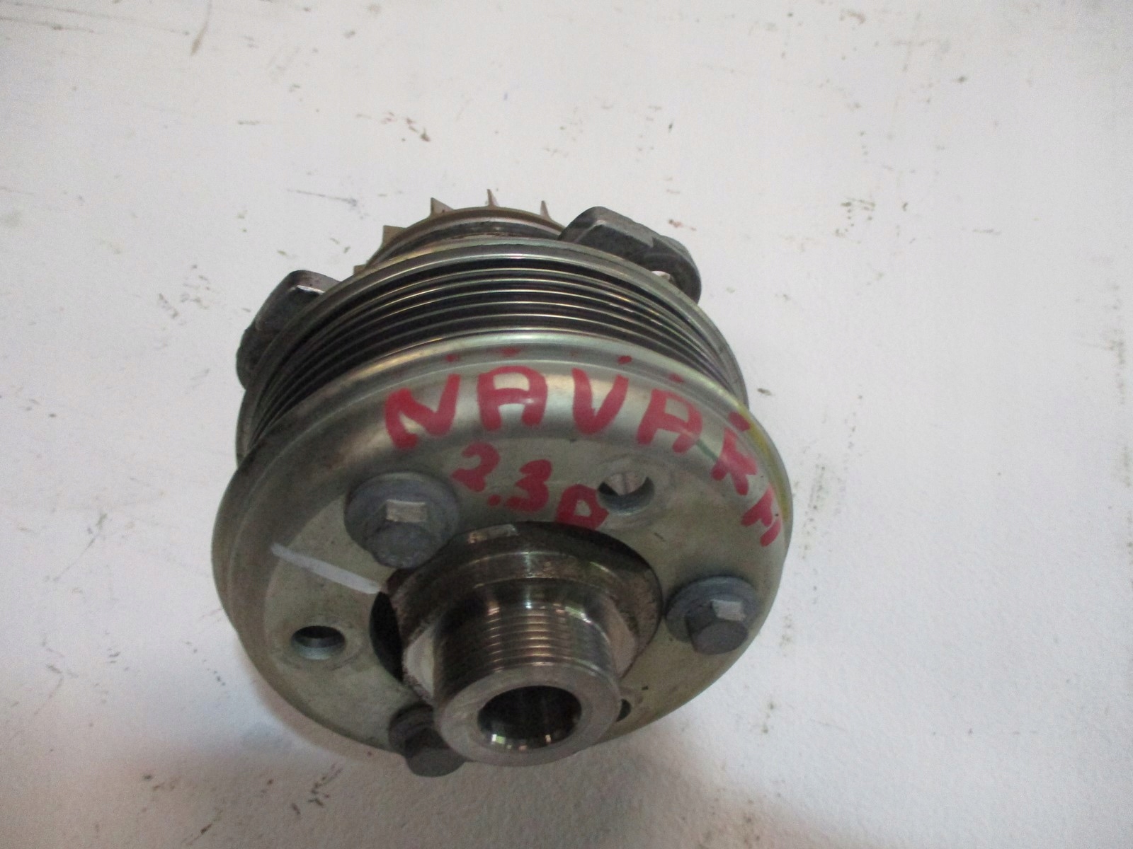 water pump NISSAN NAVARA 2,3D D23