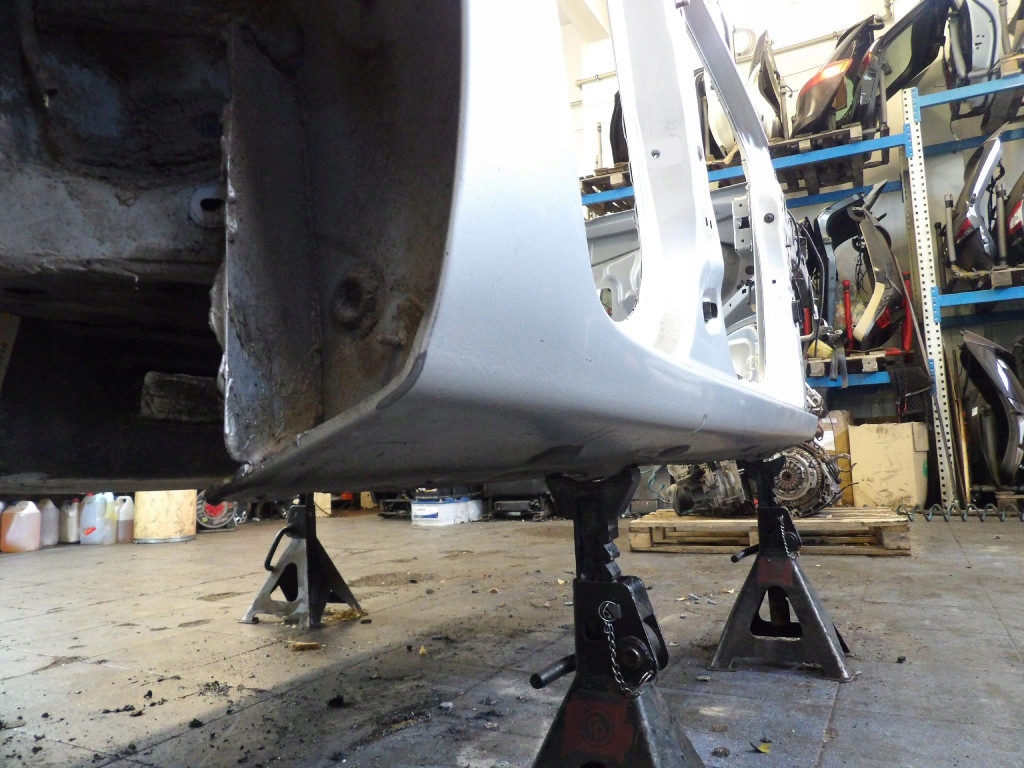 RENAULT CLIO 4 IV KOMBI threshold right TED69