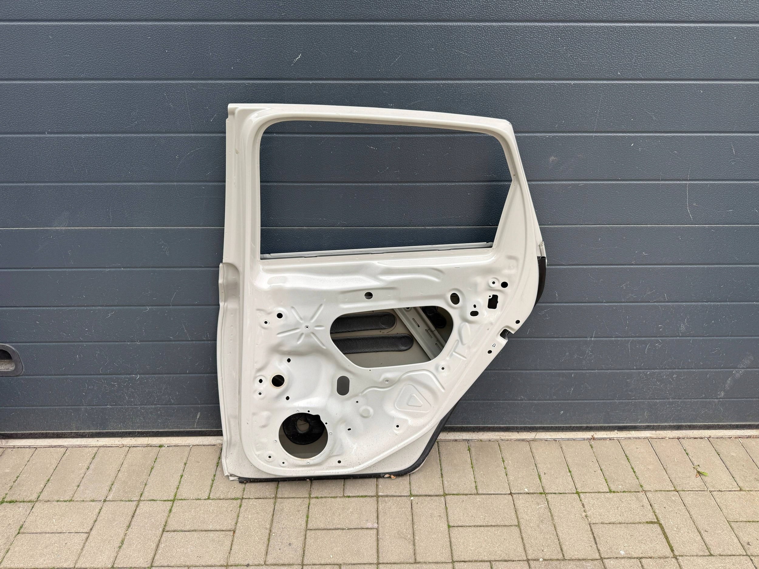 Vw Taigo 2GM tür heck hinten rechts