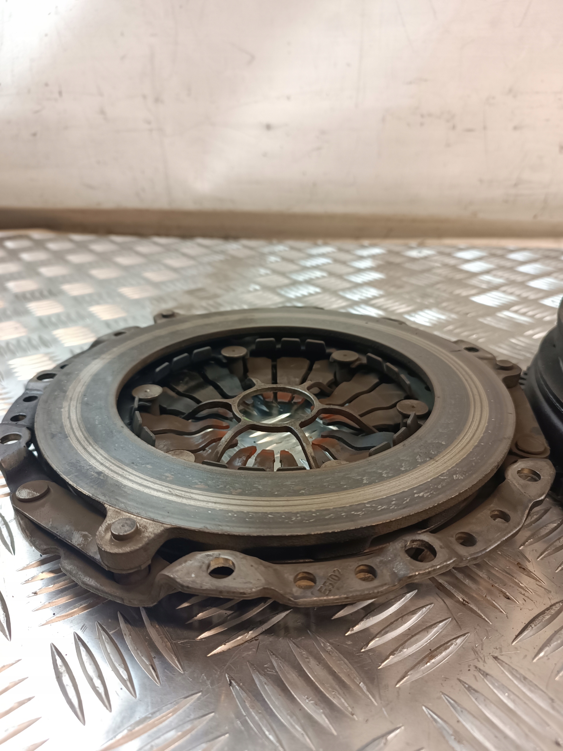 DWUMASA di pressione BMW E46 N46 316i 85kW 2004r