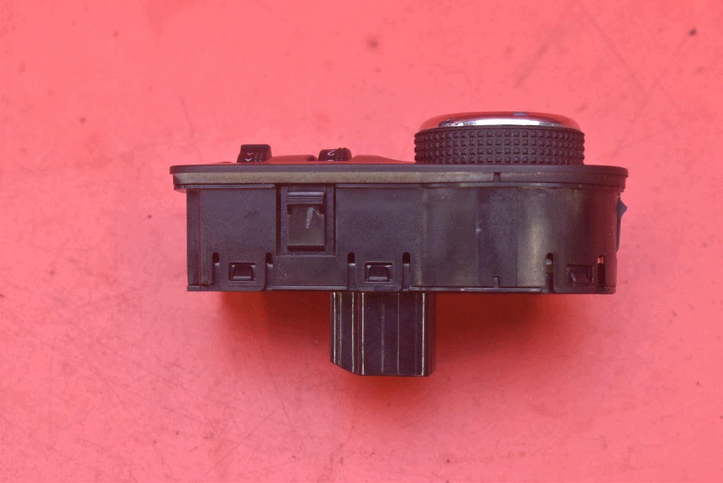 switch light switch 39208050 OPEL CROSSLAND LIFT 20-24