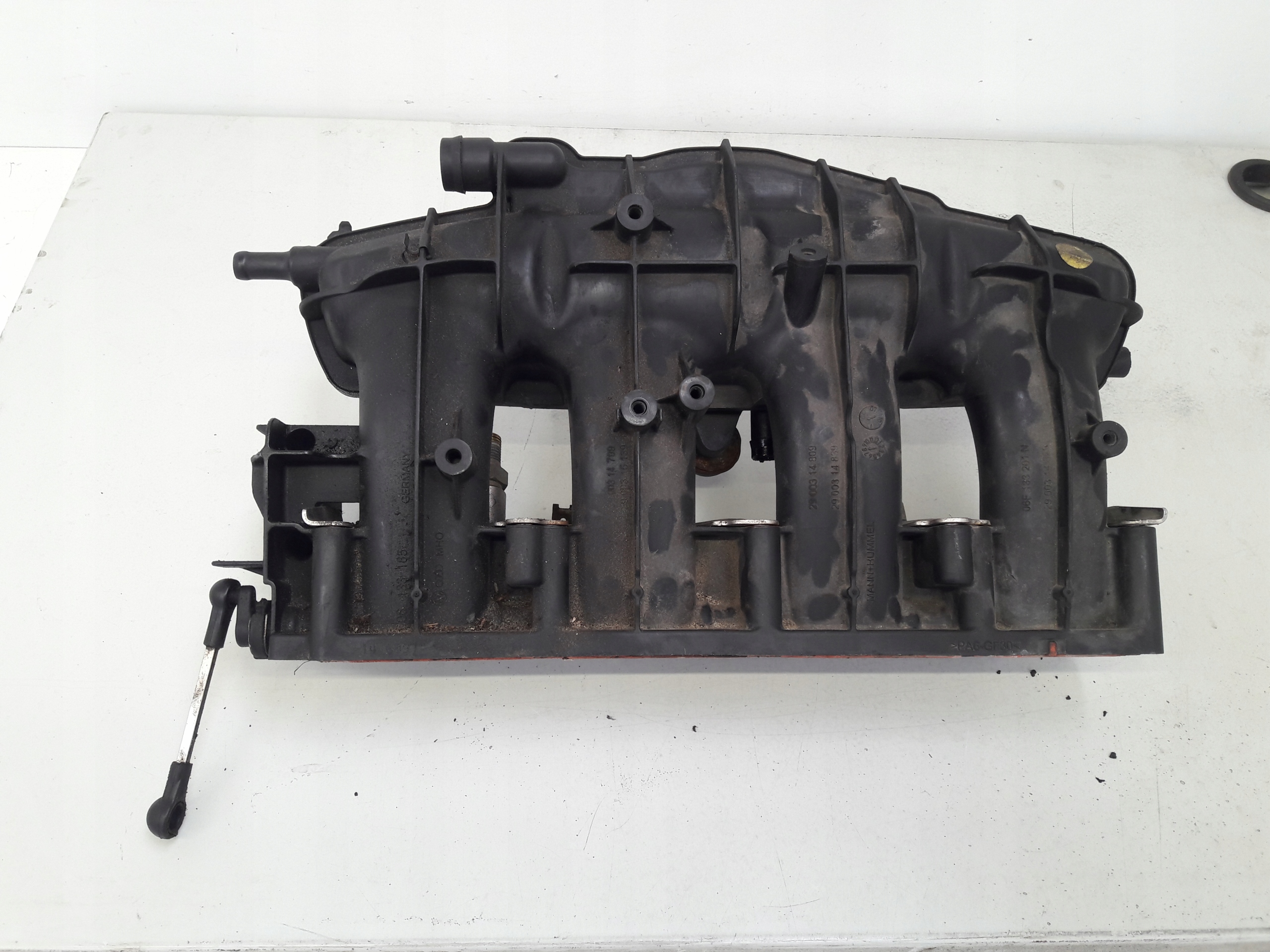 intake manifold 06F133185AA Audi A3 8P 2,0 TFSI