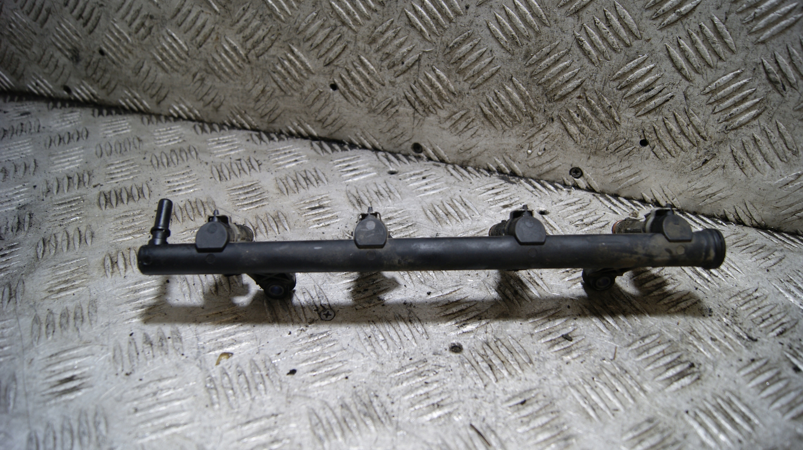 Rampe injection DACIA SANDERO 8200494284A